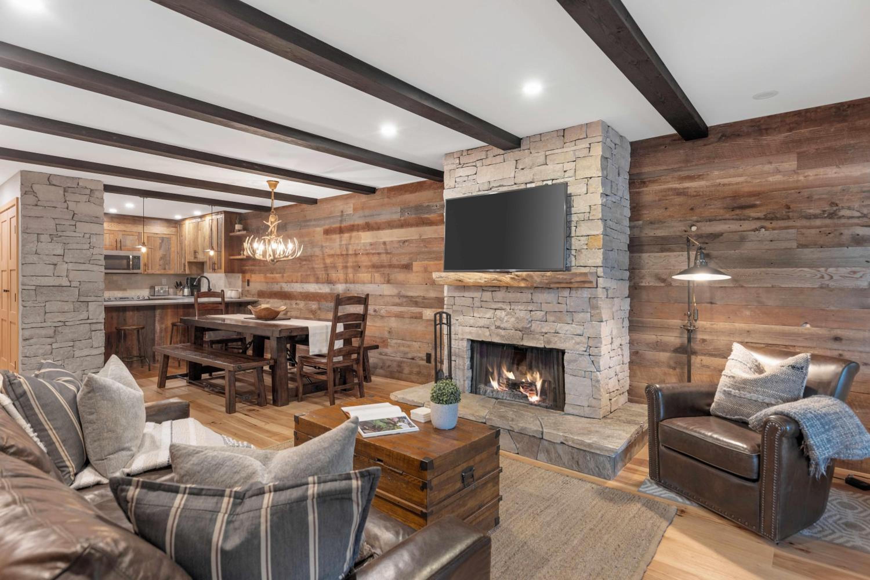 Hearthstone Lodge 2 | Stylish Cental Village Condo Close to Lifts with Sauna & Parking