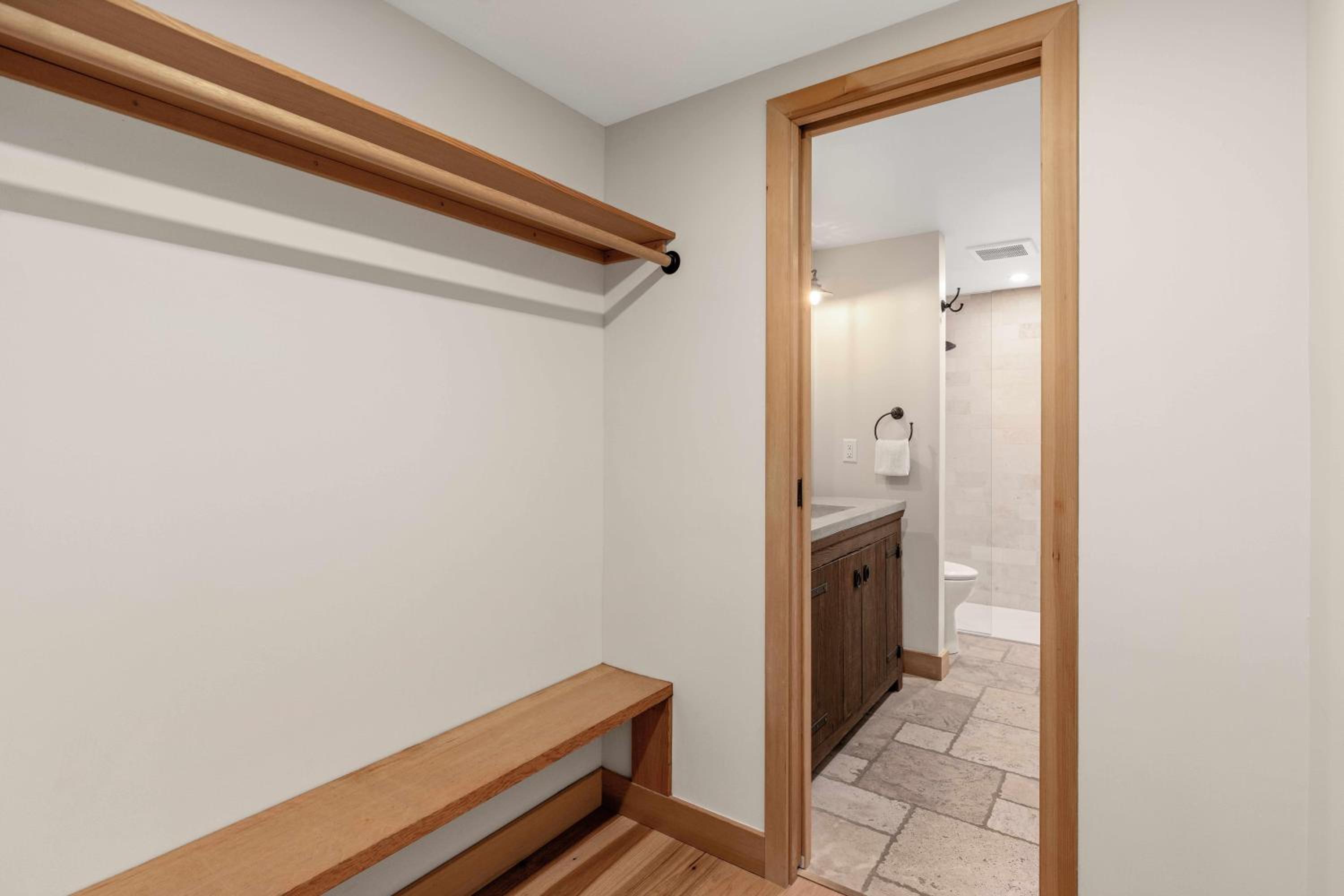 Hearthstone Lodge 2 | Stylish Cental Village Condo Close to Lifts with Sauna & Parking