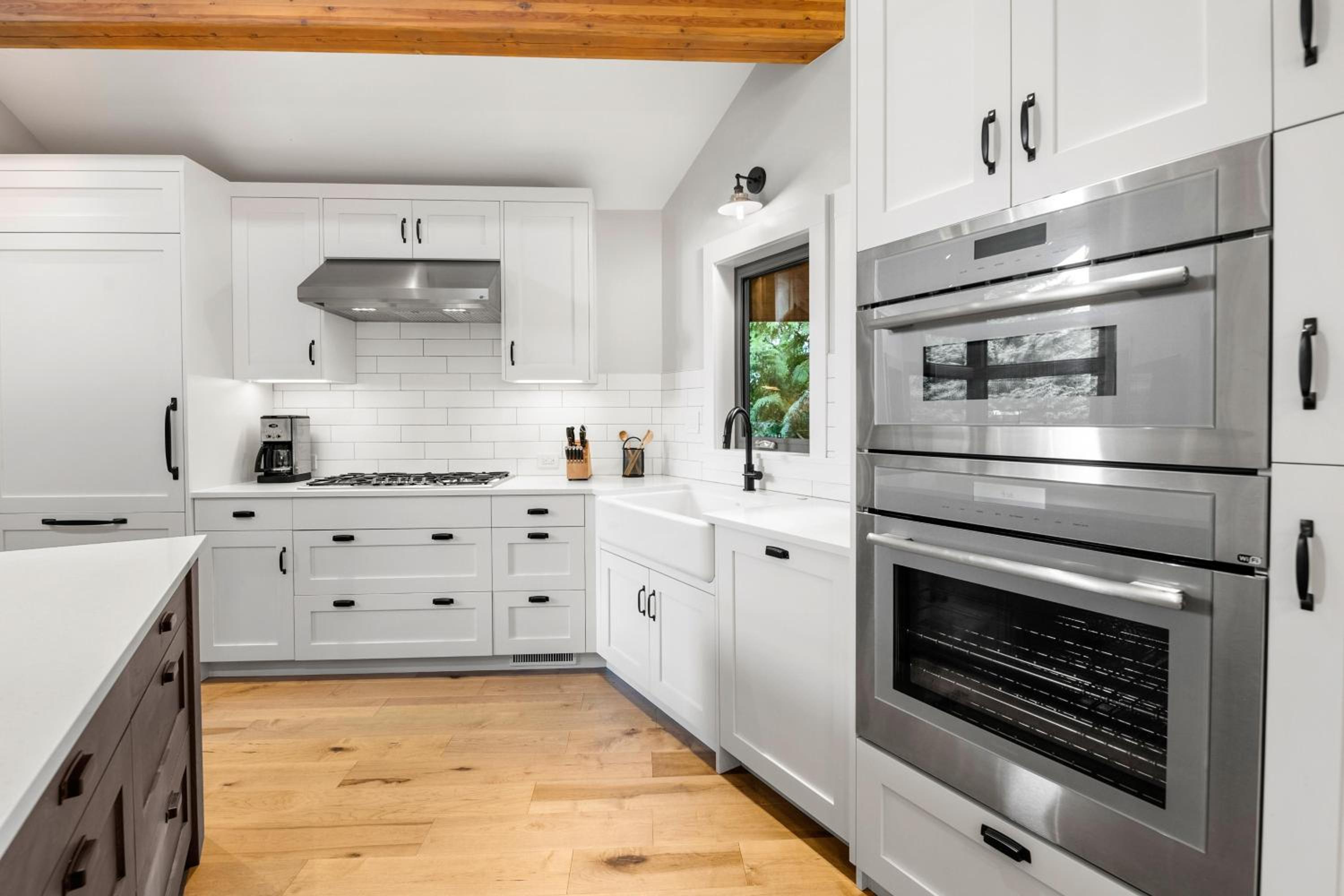 Glacier View Chalet | Family Chalet with Hot tub & Views, Set in a Tranquil Location