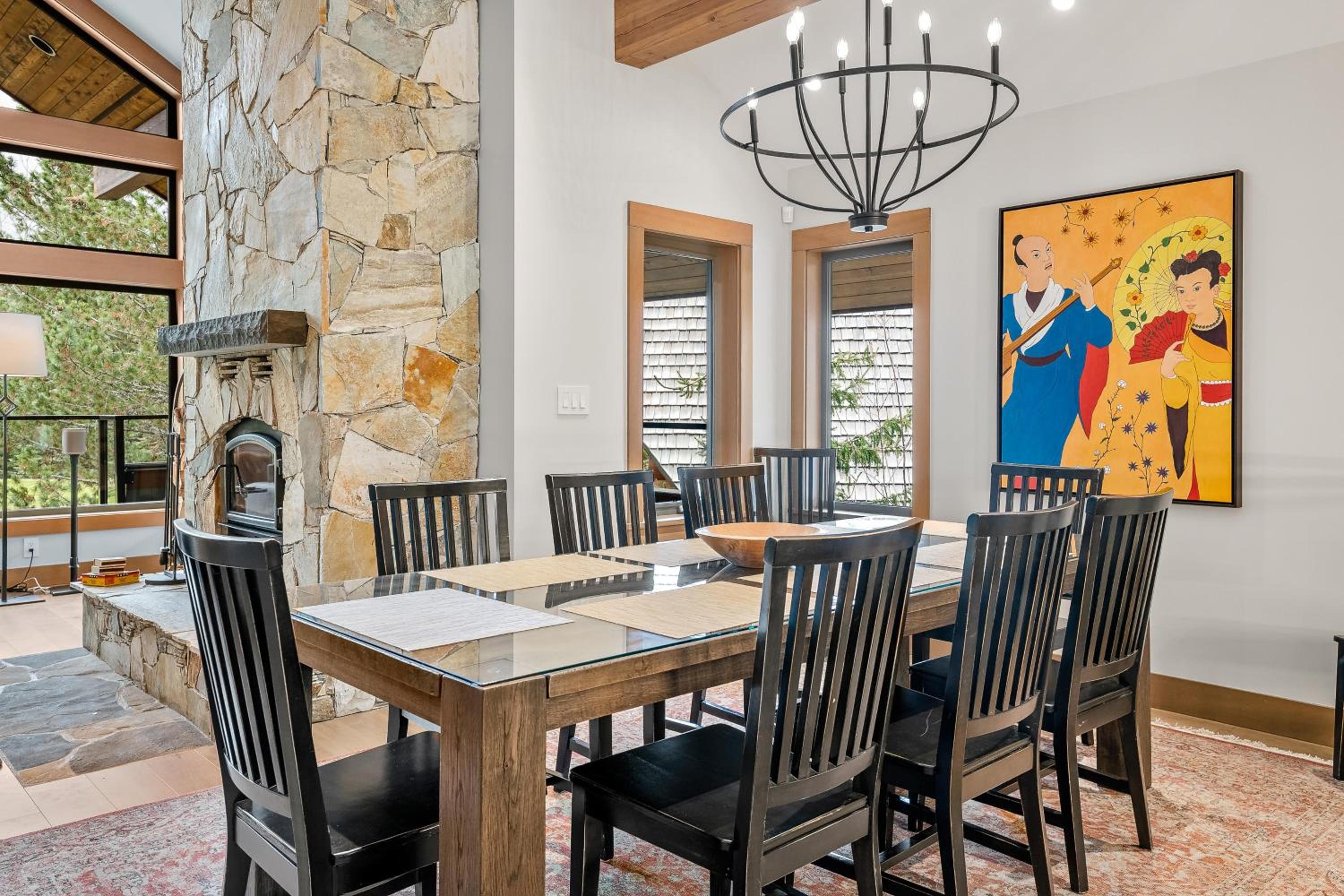Glacier View Chalet | Family Chalet with Hot tub & Views, Set in a Tranquil Location