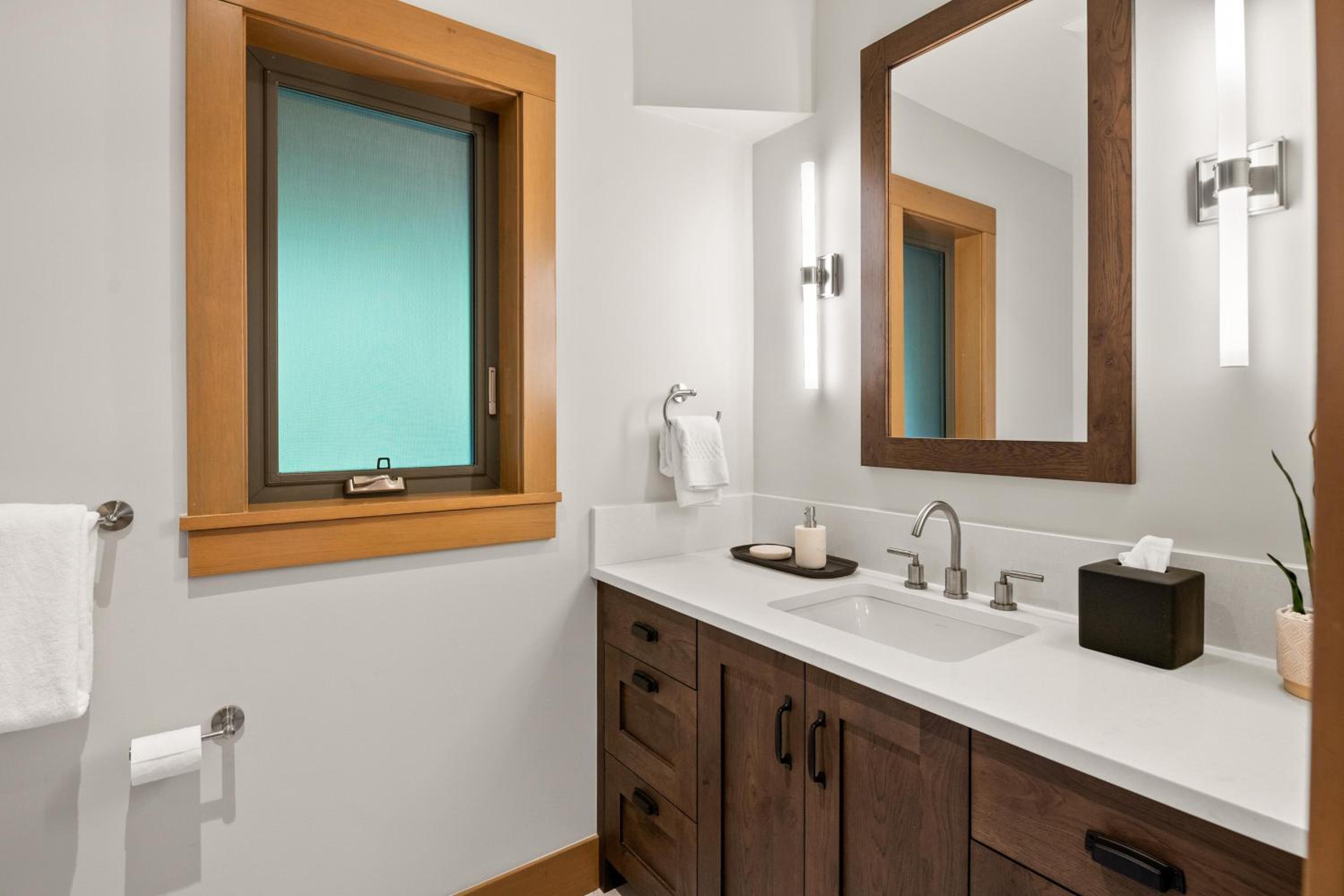 Glacier View Chalet | Family Chalet with Hot tub & Views, Set in a Tranquil Location
