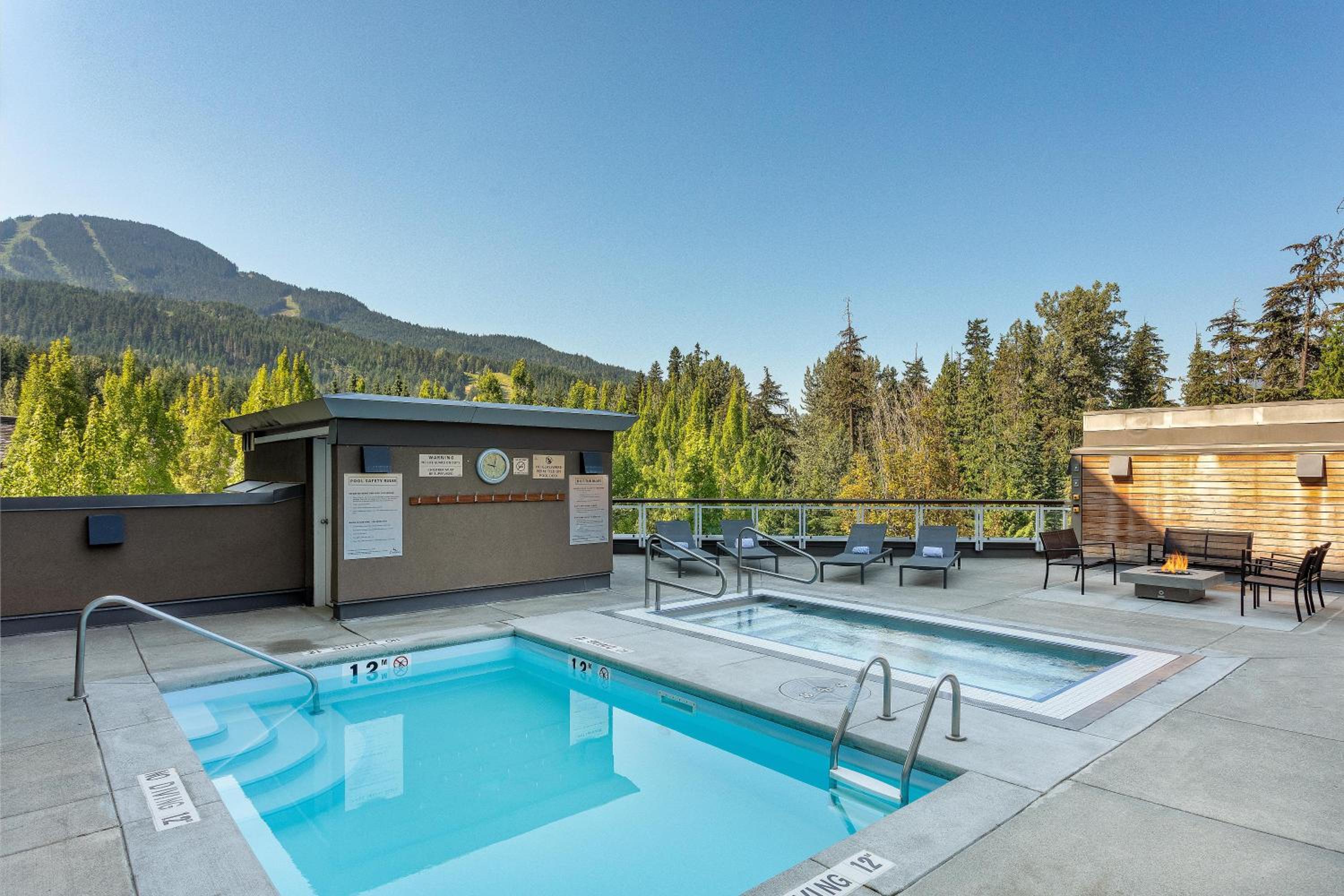 Le Chamois 206 | Large Ski-In Ski-Out Condo at Blackcomb Base with Pool, Hot Tub, & Gym
