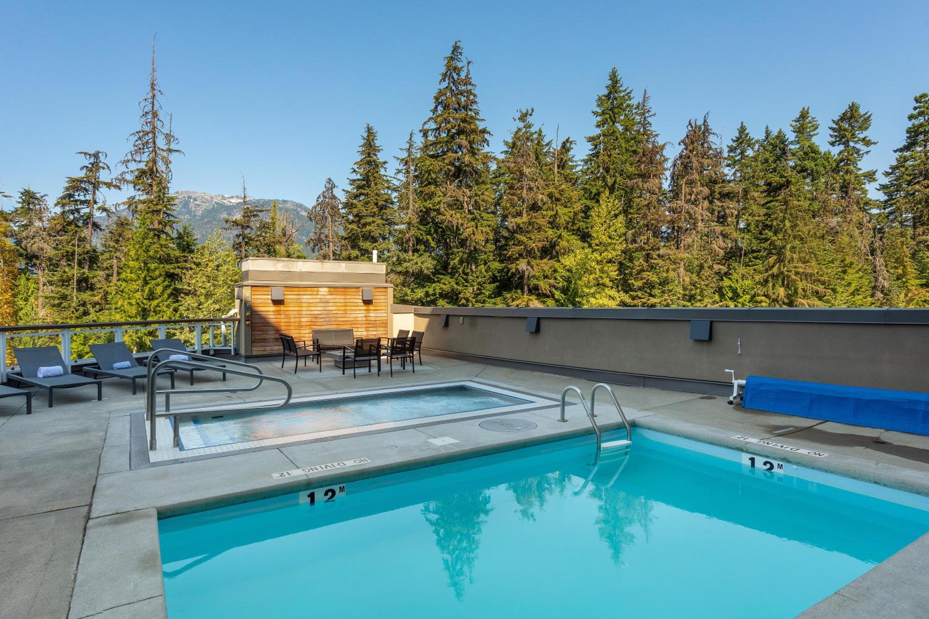 Le Chamois 206 | Large Ski-In Ski-Out Condo at Blackcomb Base with Pool, Hot Tub, & Gym