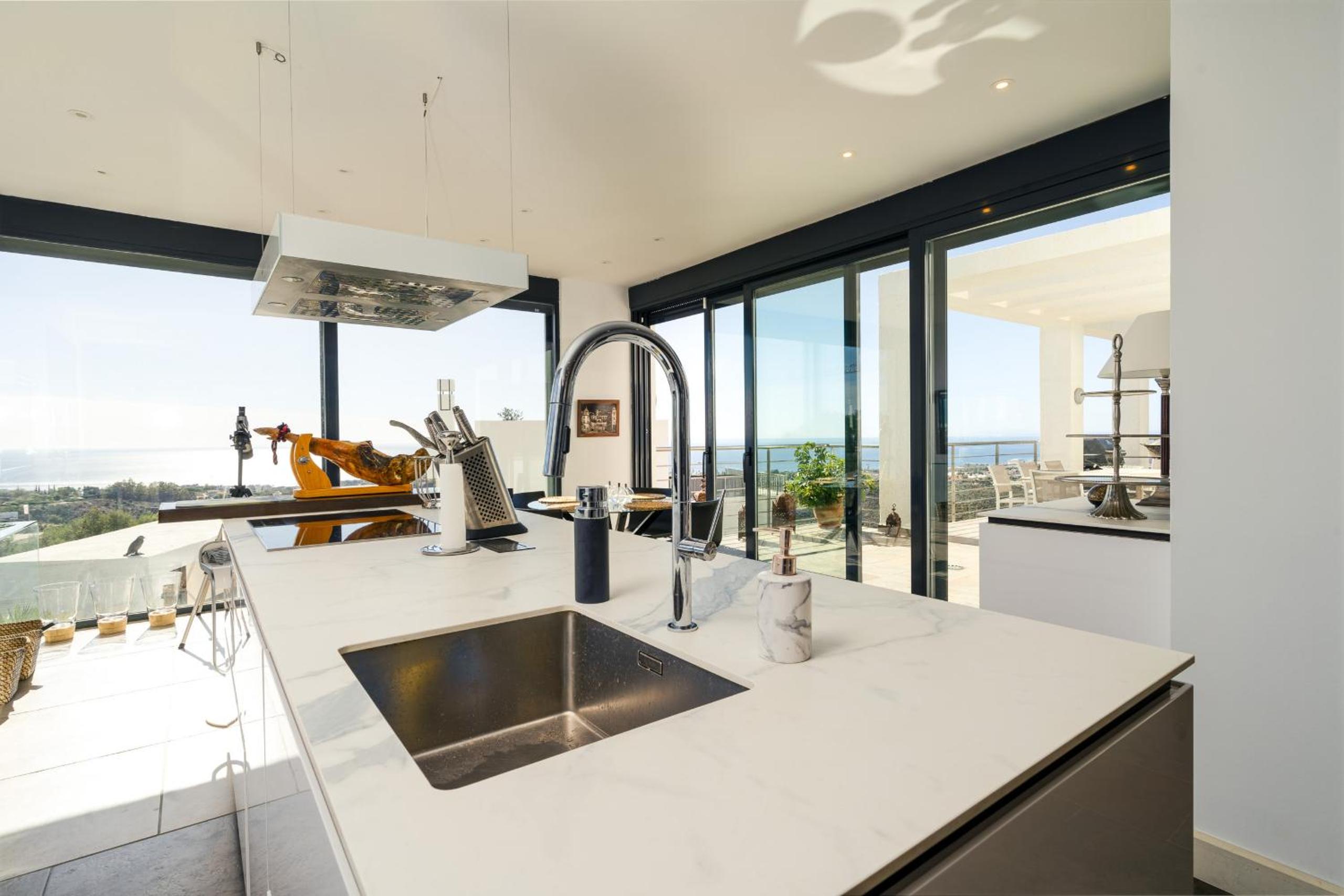 Seventh Heaven-Luxury Villa