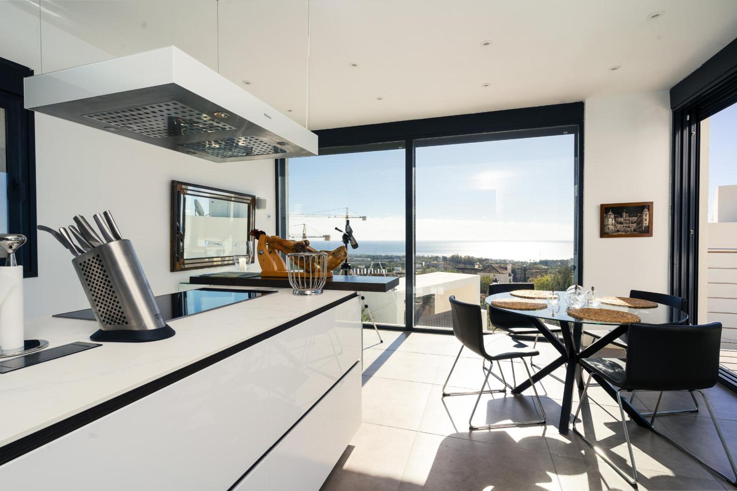 Seventh Heaven-Luxury Villa