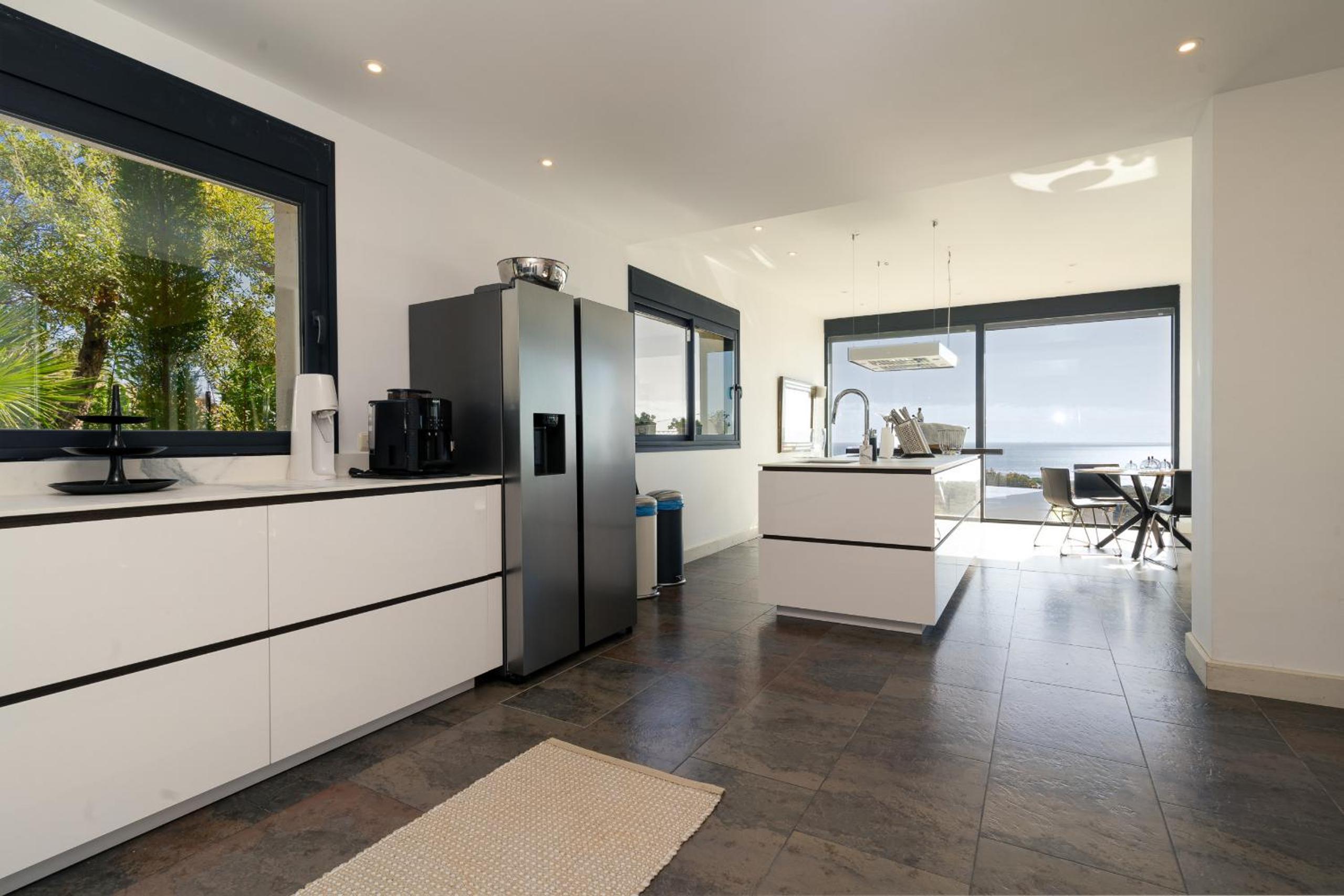 Seventh Heaven-Luxury Villa