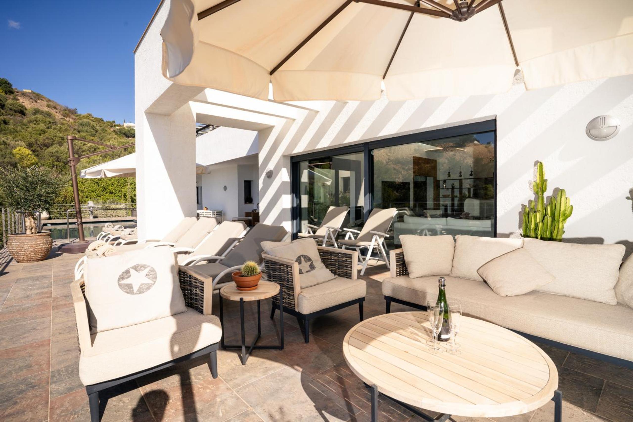 Seventh Heaven-Luxury Villa