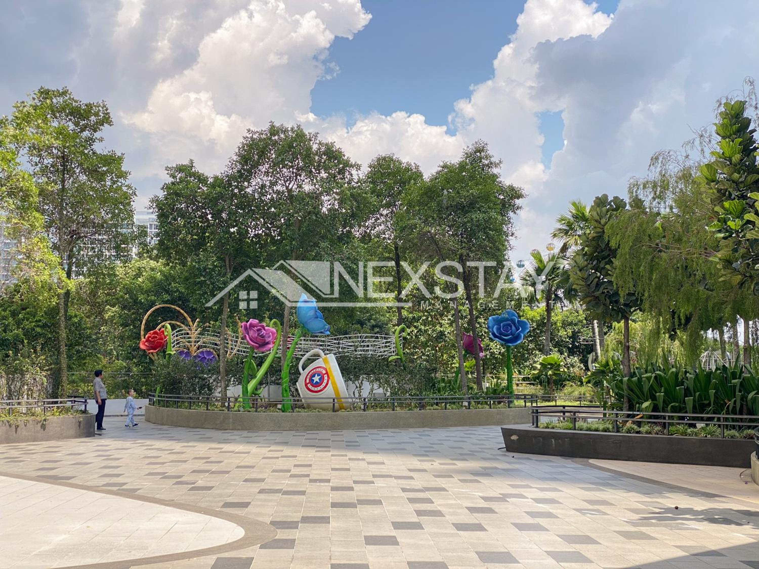 Cozy i-City Duplex Getaway by Nexstay