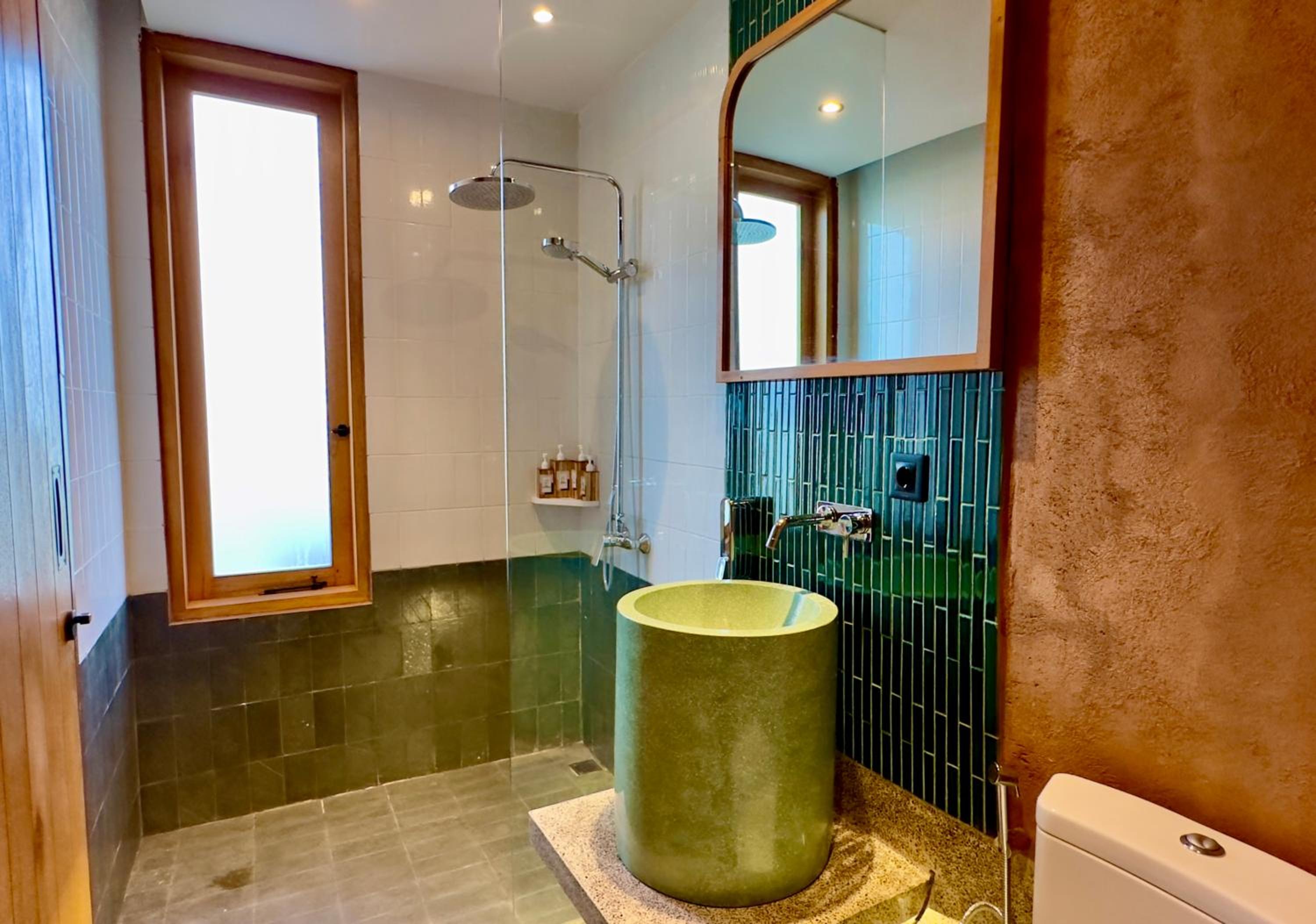 New! Gorgeous 3BD Villa close to Canggu