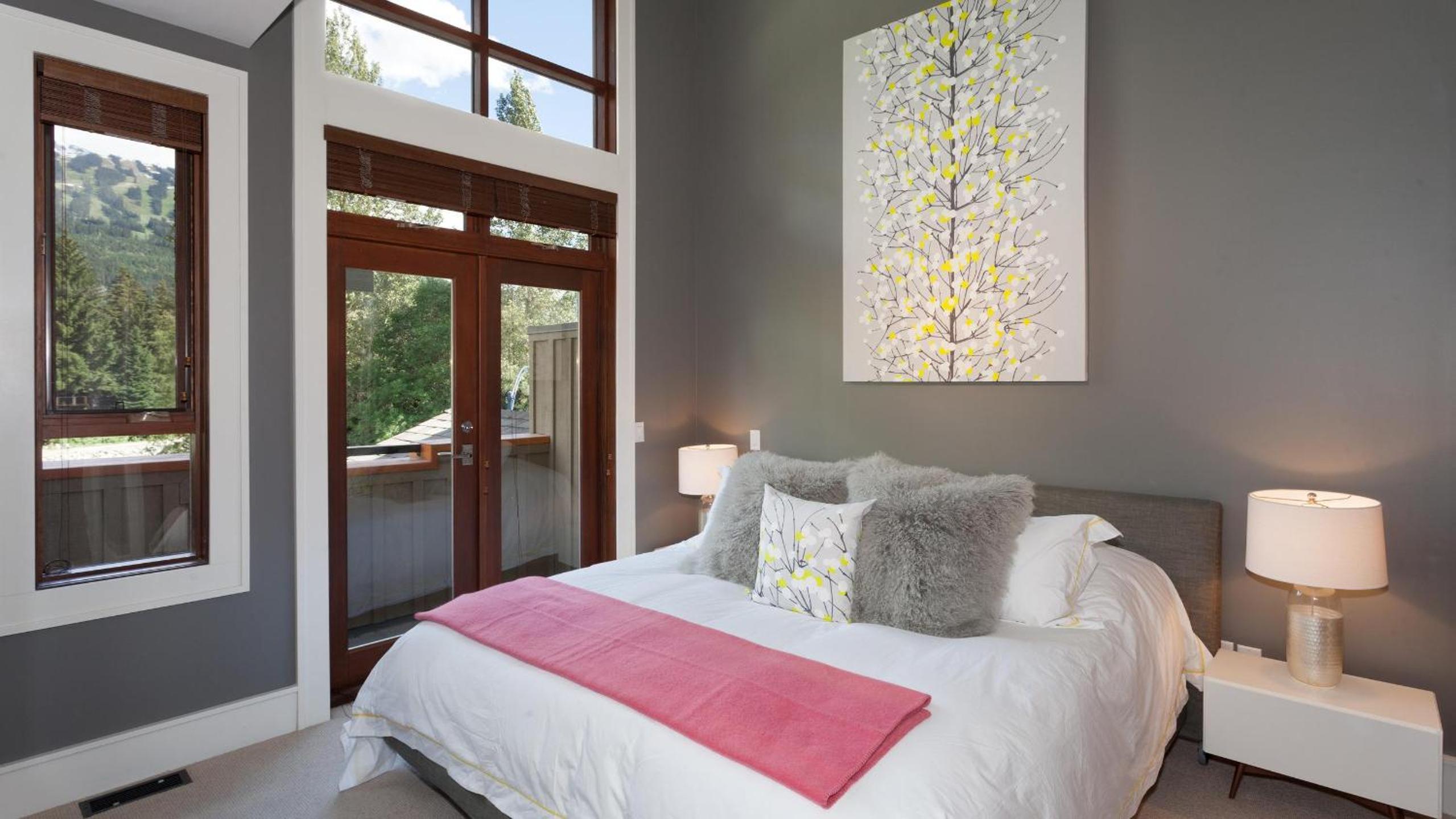 Fitzsimmons Walk 12 | Near Skiing & Village, Hot Tub, Mtn Views, Parking