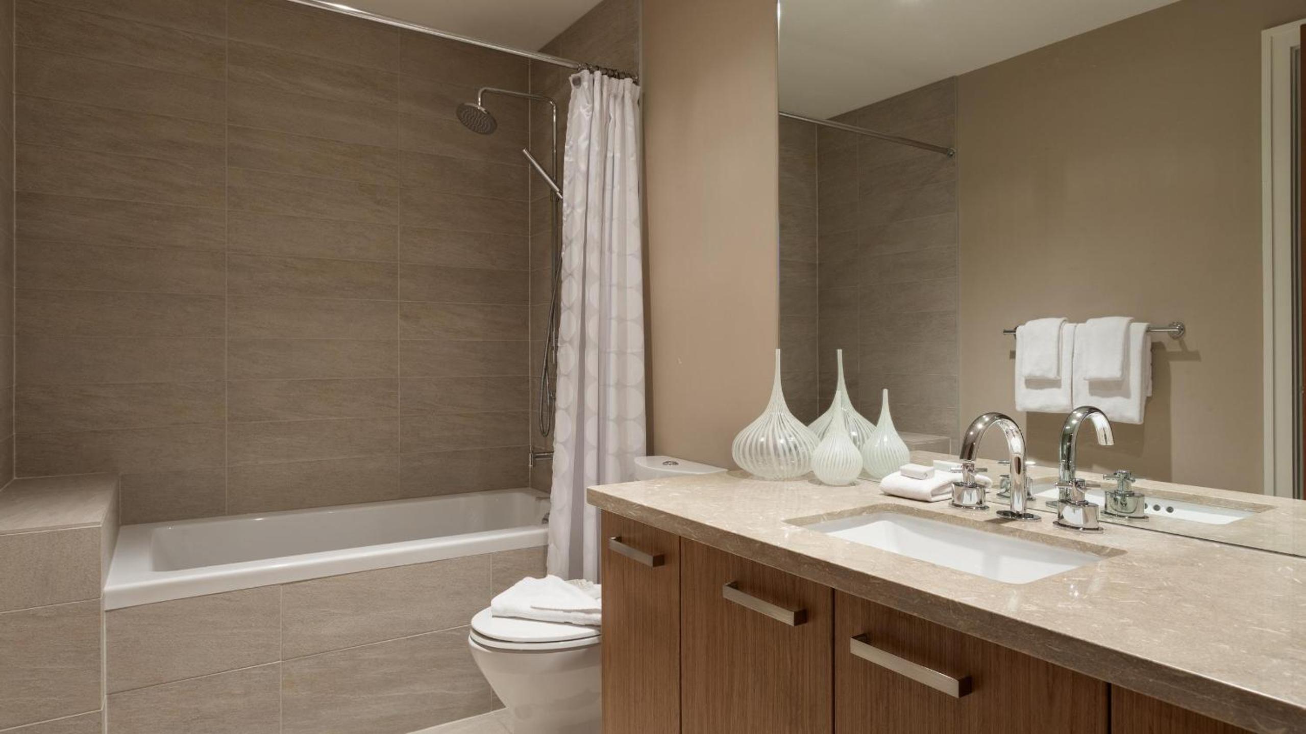 Fitzsimmons Walk 12 | Near Skiing & Village, Hot Tub, Mtn Views, Parking