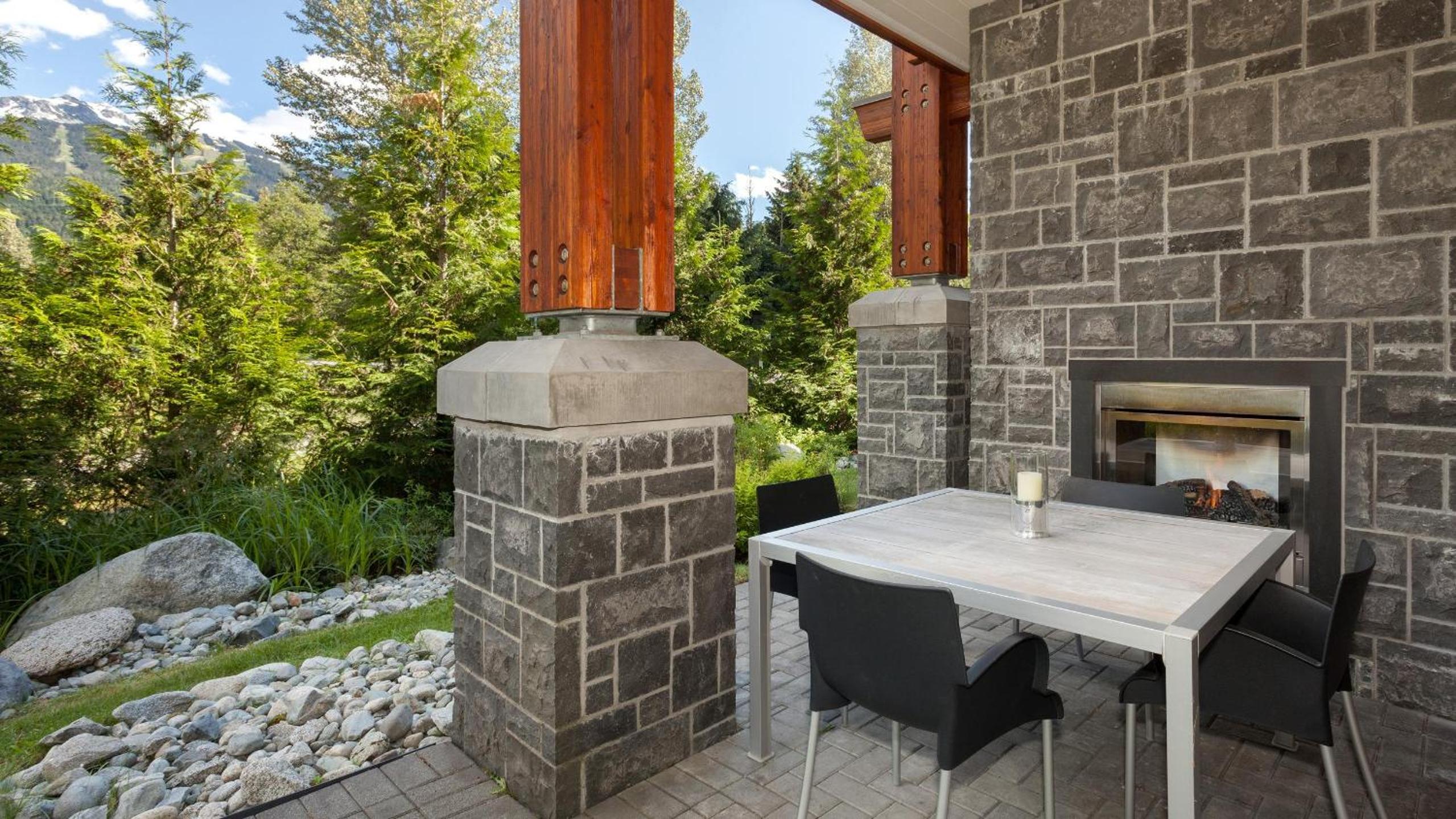 Fitzsimmons Walk 12 | Near Skiing & Village, Hot Tub, Mtn Views, Parking