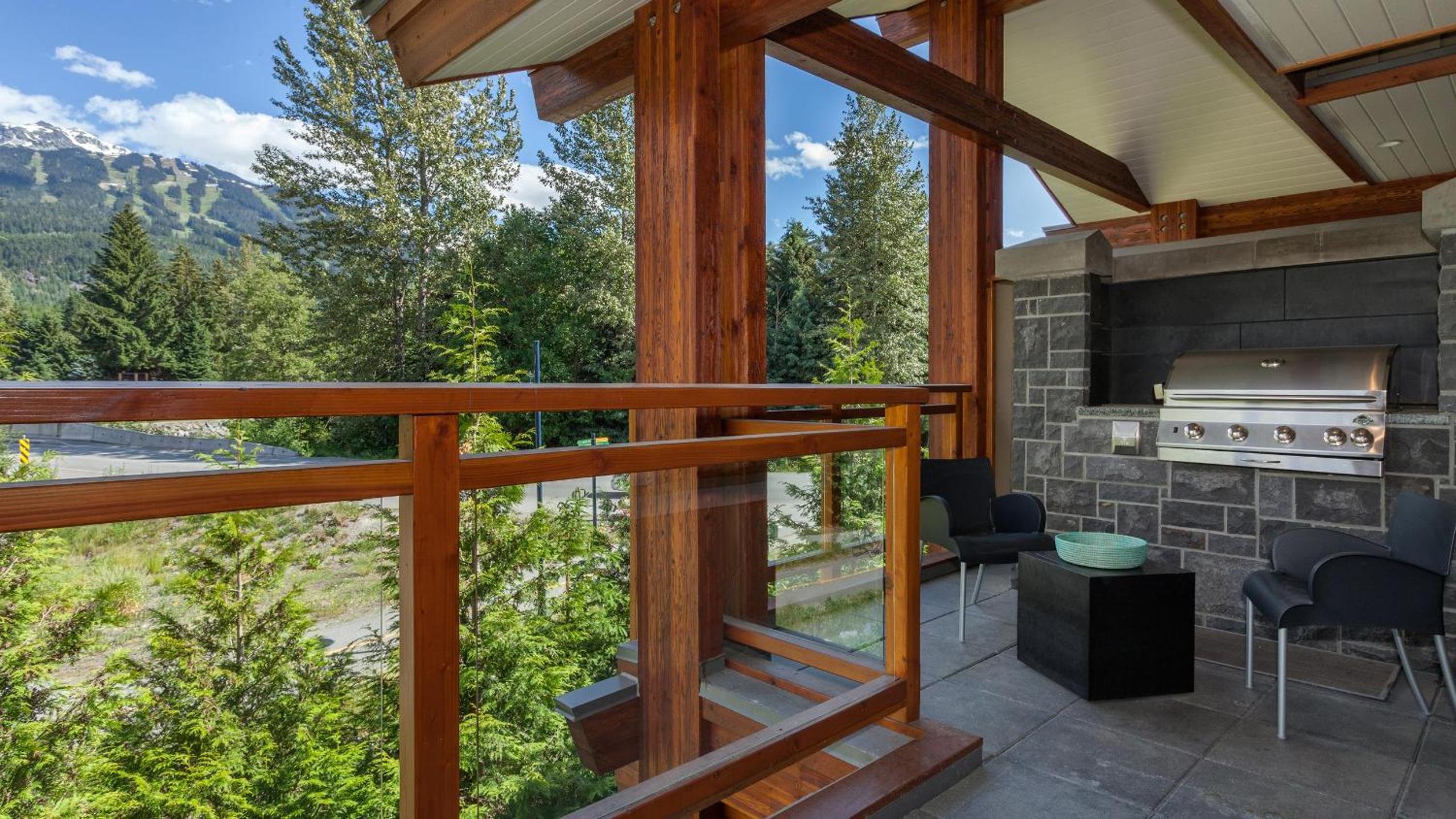Fitzsimmons Walk 12 | Near Skiing & Village, Hot Tub, Mtn Views, Parking