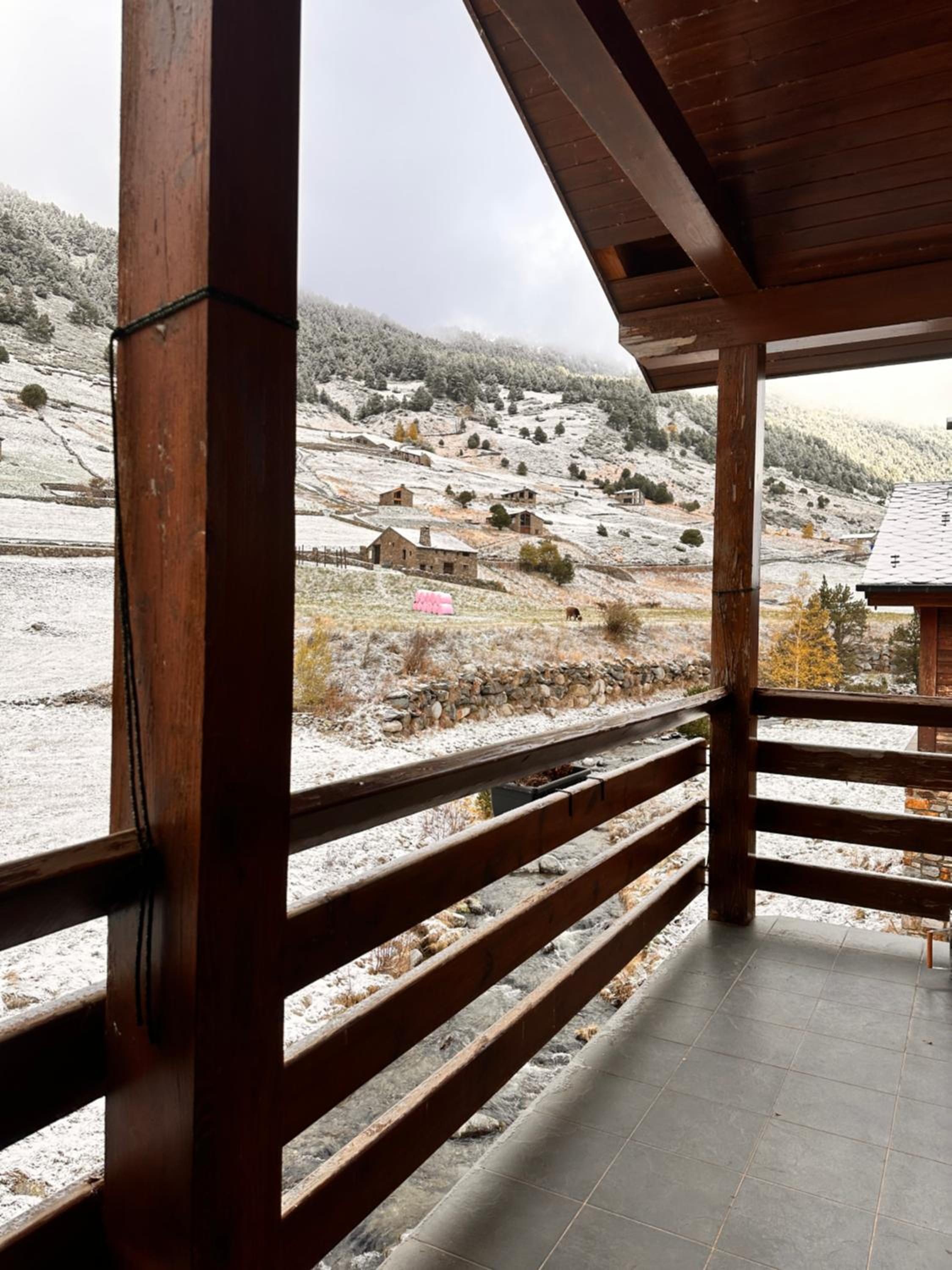 Exclusiva Cabaña en Incles - Vistas al Valle & Pistas de Ski Grandvalira - Free Parking