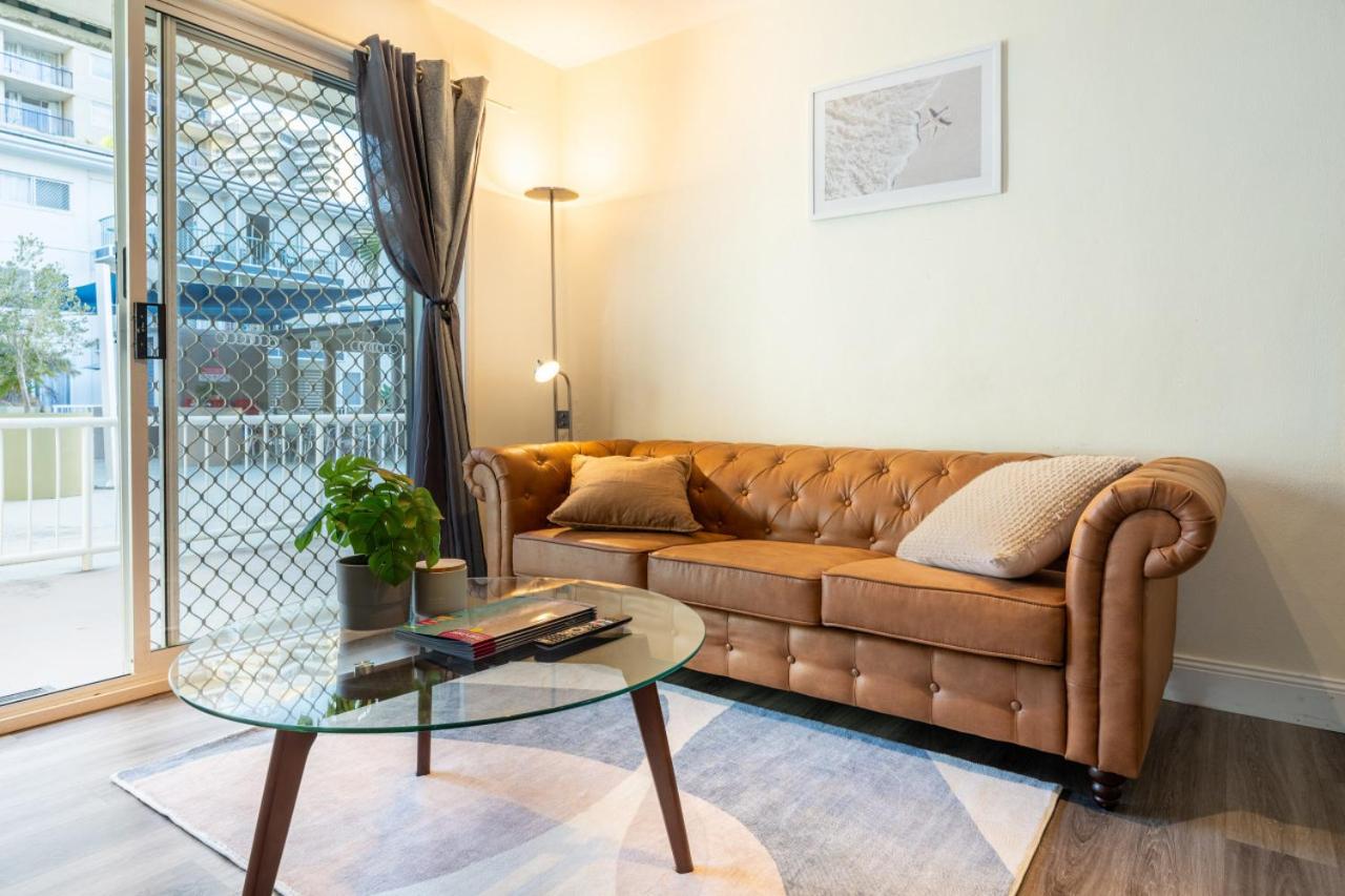 The Midtown - Modern Oasis with EV Charging Pool Netflix