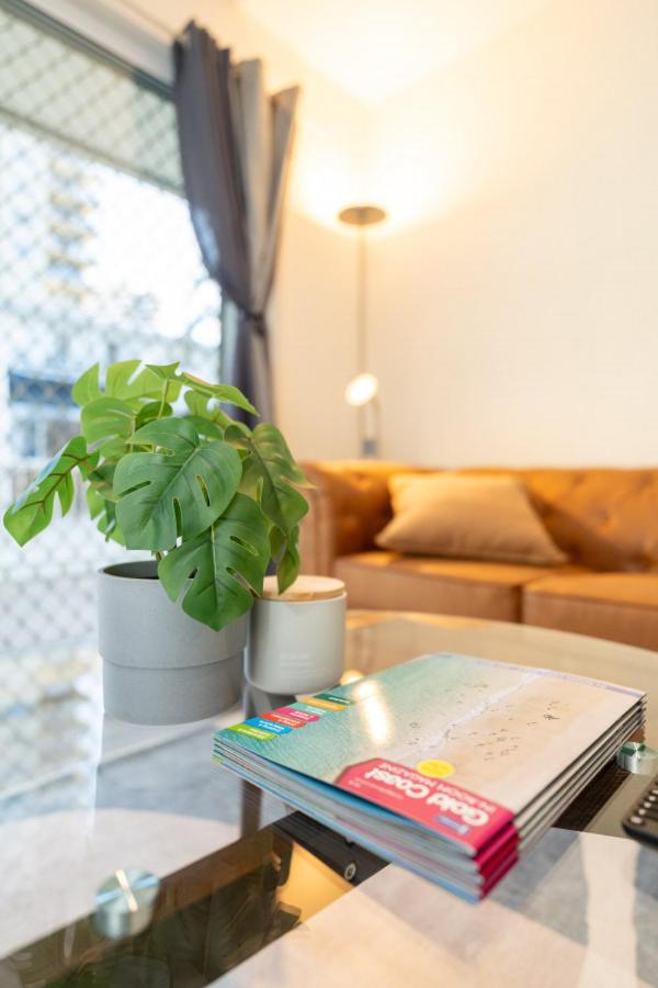 The Midtown - Modern Oasis with EV Charging Pool Netflix