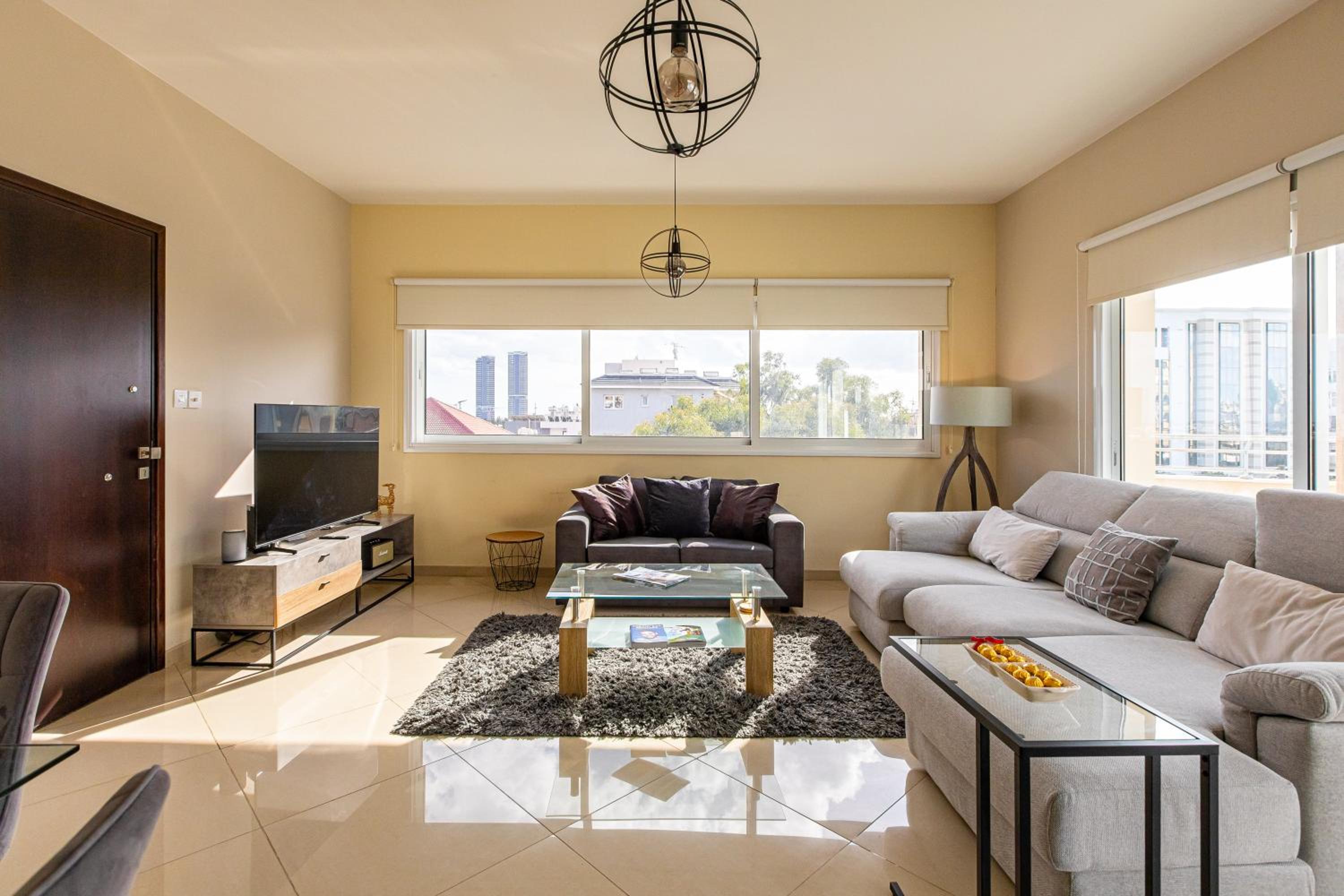 Central Bliss / your perfect home away from home