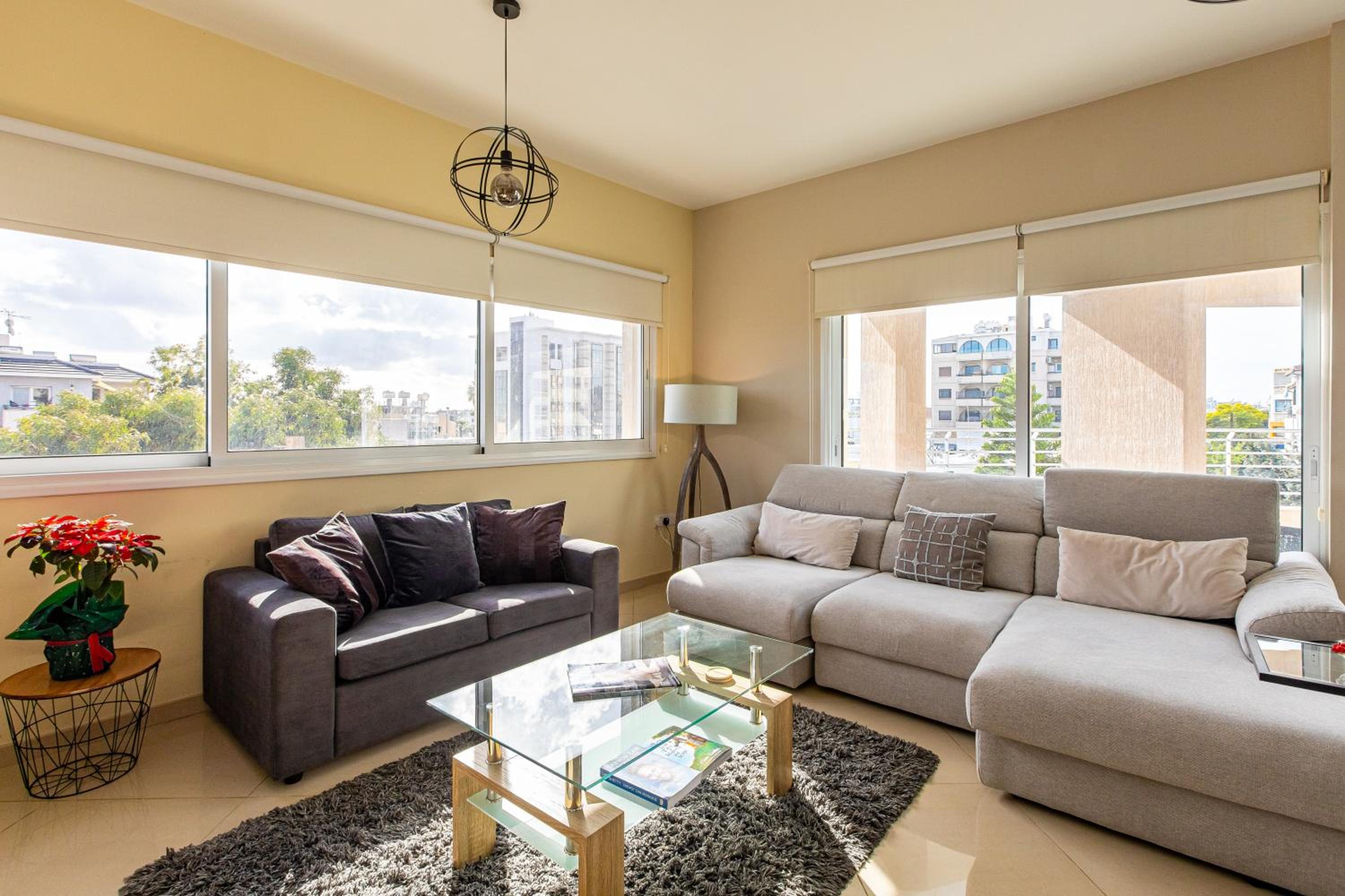 Central Bliss / your perfect home away from home