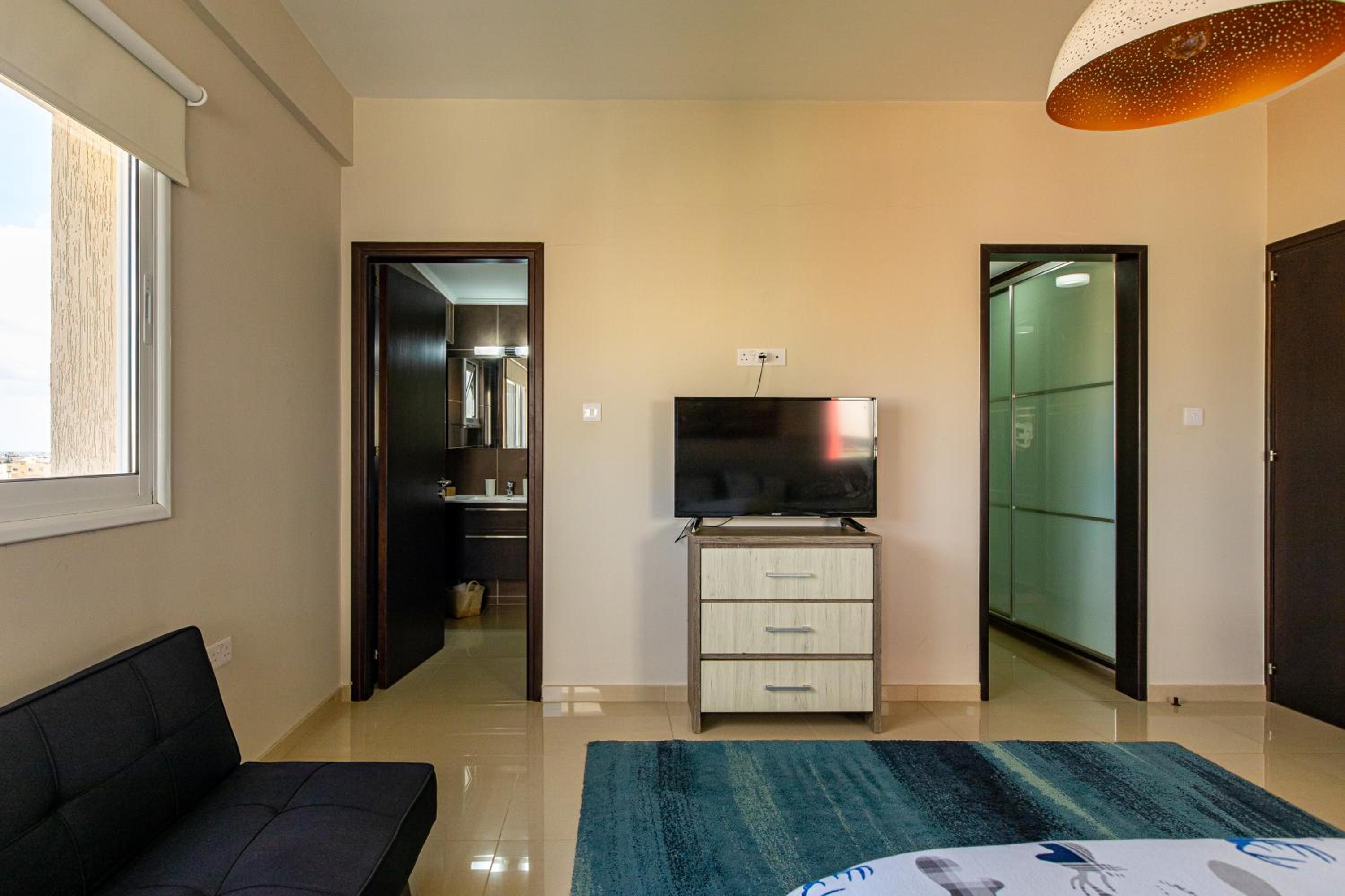 Central Bliss / your perfect home away from home