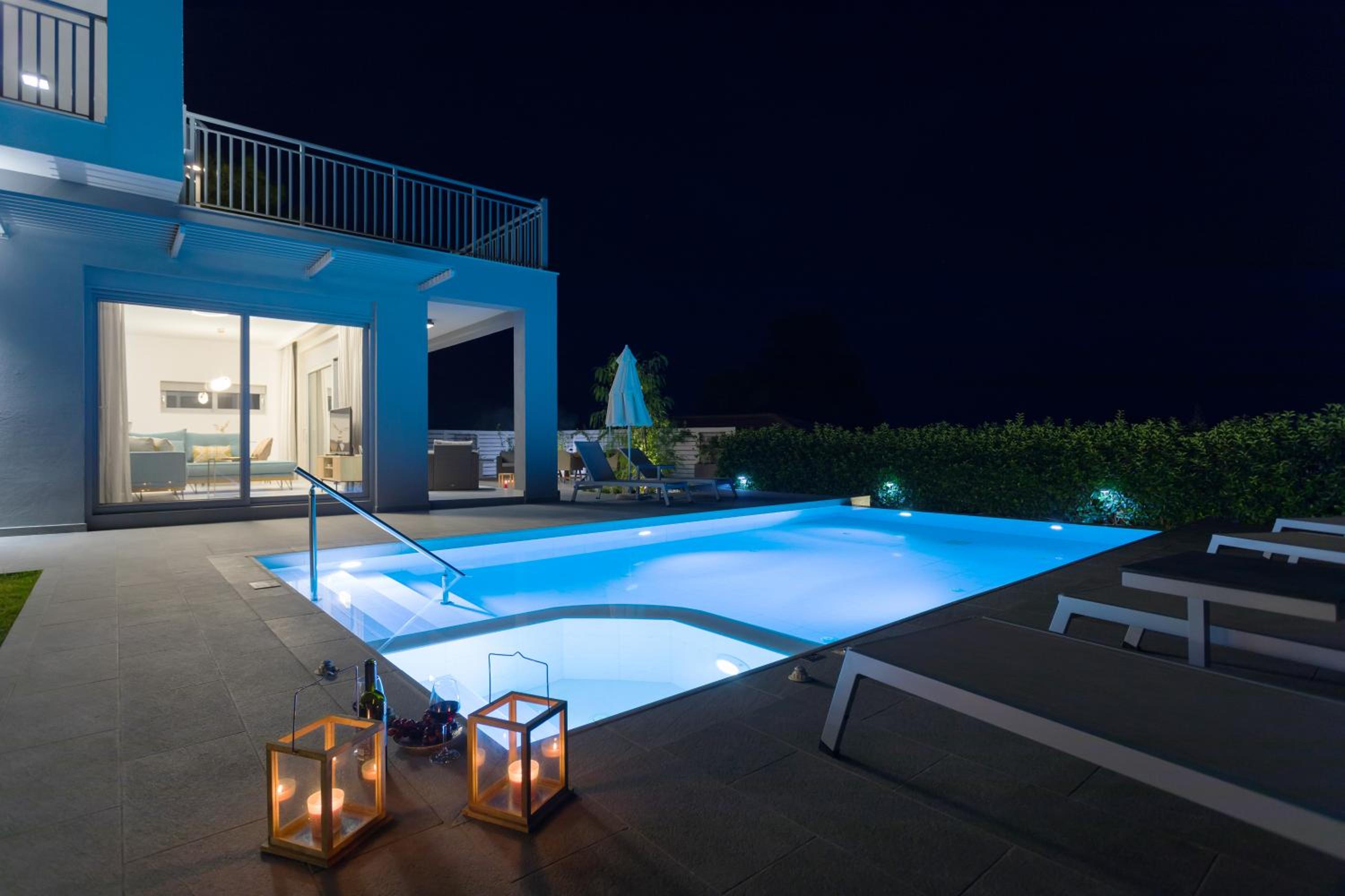 Villa Nick Art