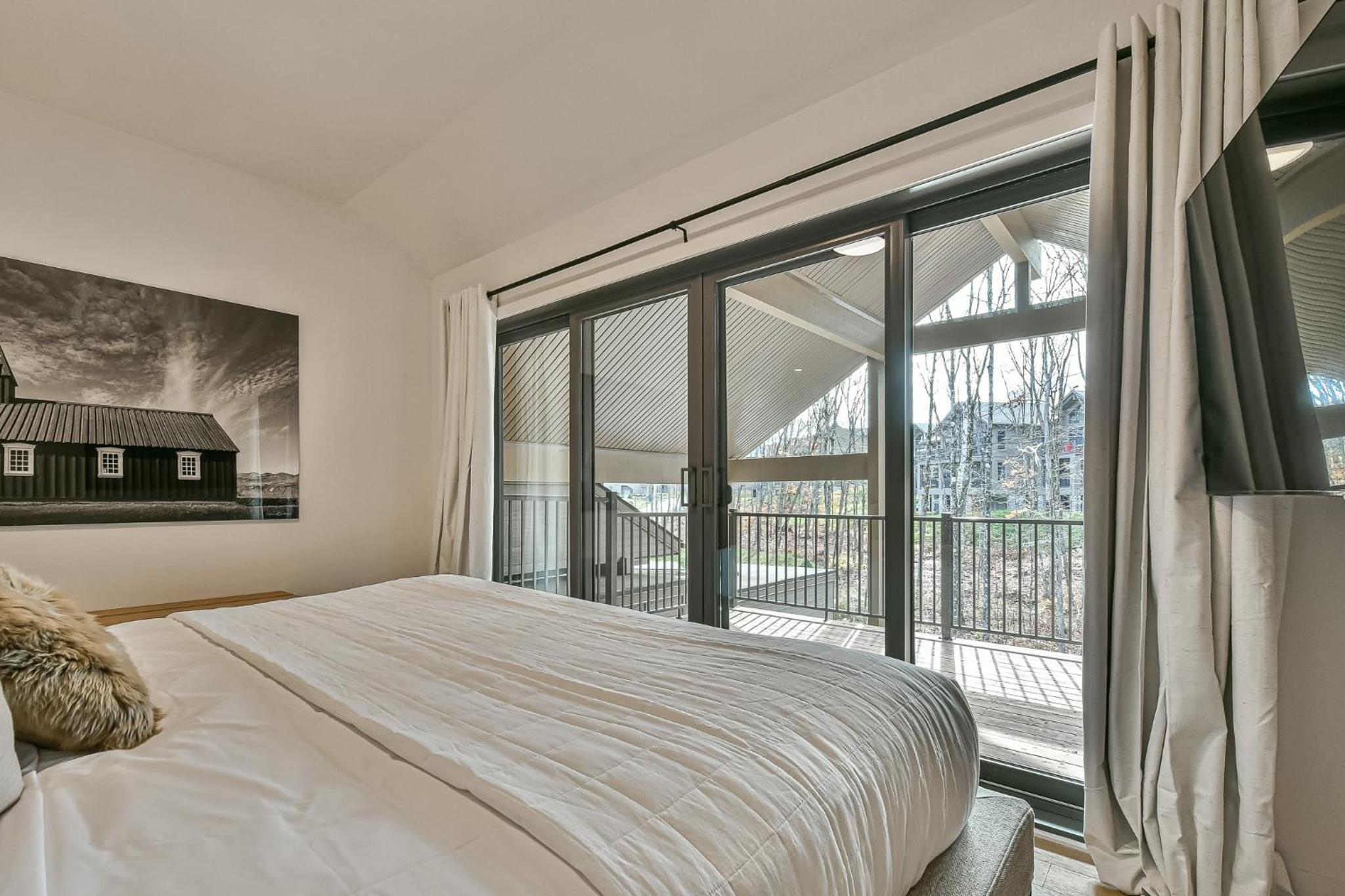 203 Verbier Building 7 - 5BR Tremblant Lux Condo Close to Everything