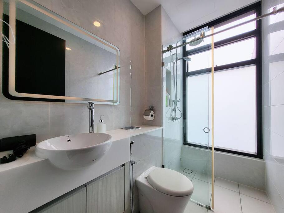 Setia Sky88 Infinity Pool 4 pax, 2 Rooms