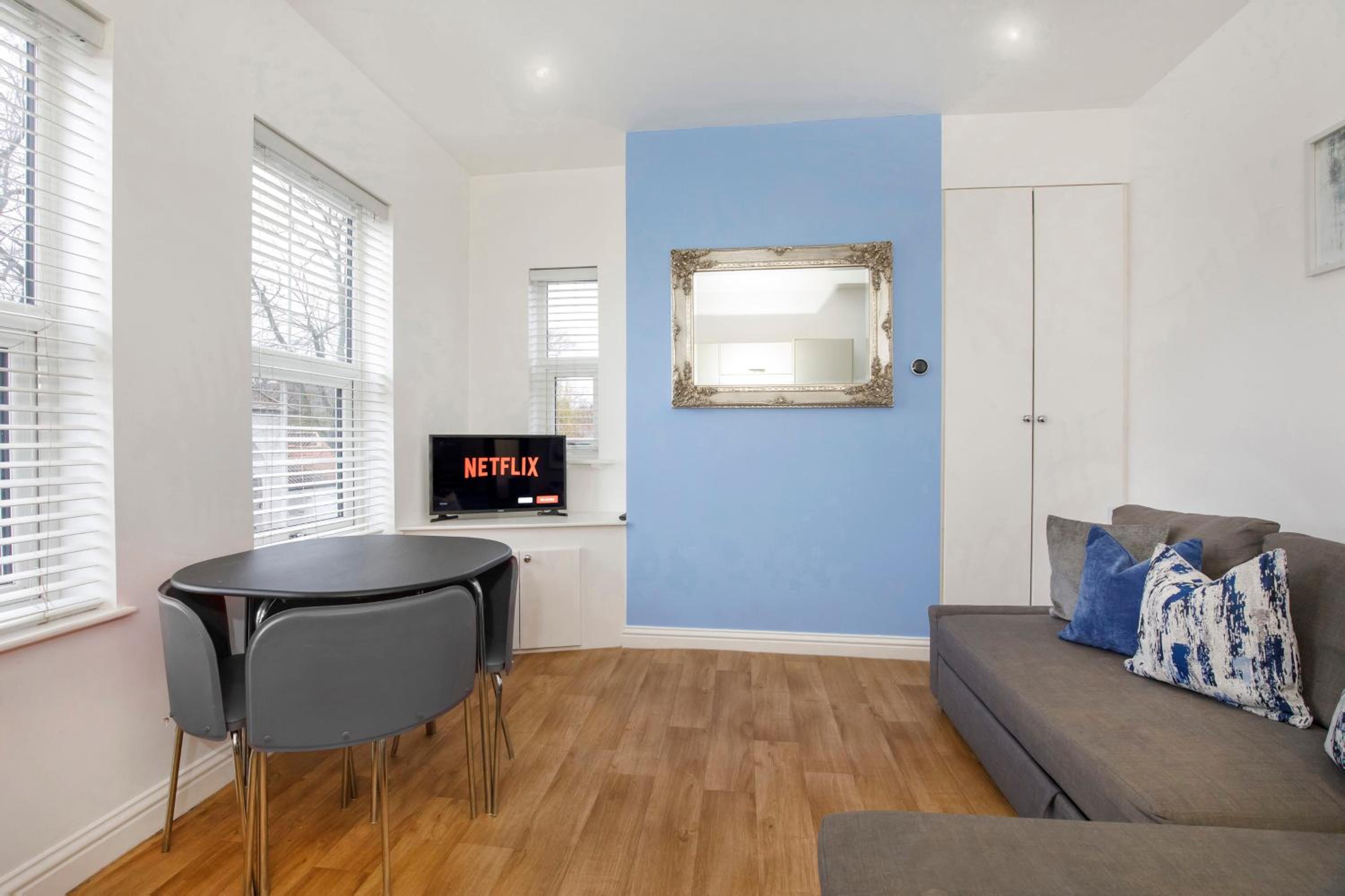 York Vacations - Henry Court Apartment 4 - Property Image 1