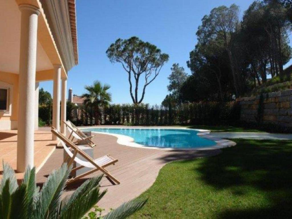 Elegant 6 Bedroom Villa - Villa Arden - Games Room With Snooker Table And Table Tennis - Quinta Do Lago view 3