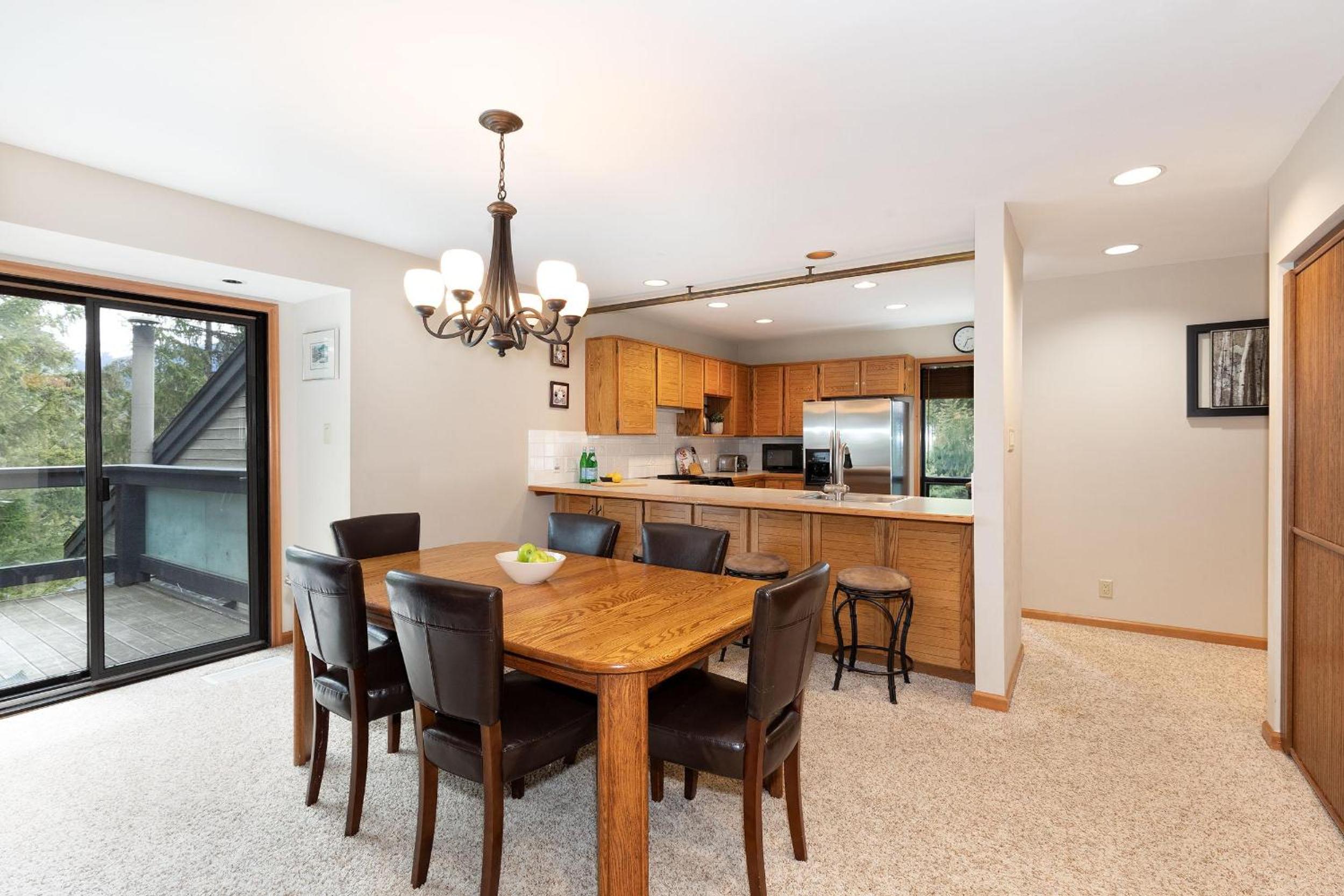 Telemark 14 | Ski-in Townhome! 5 Min Walk to Whistler Village w/ Fireplace & Laundry
