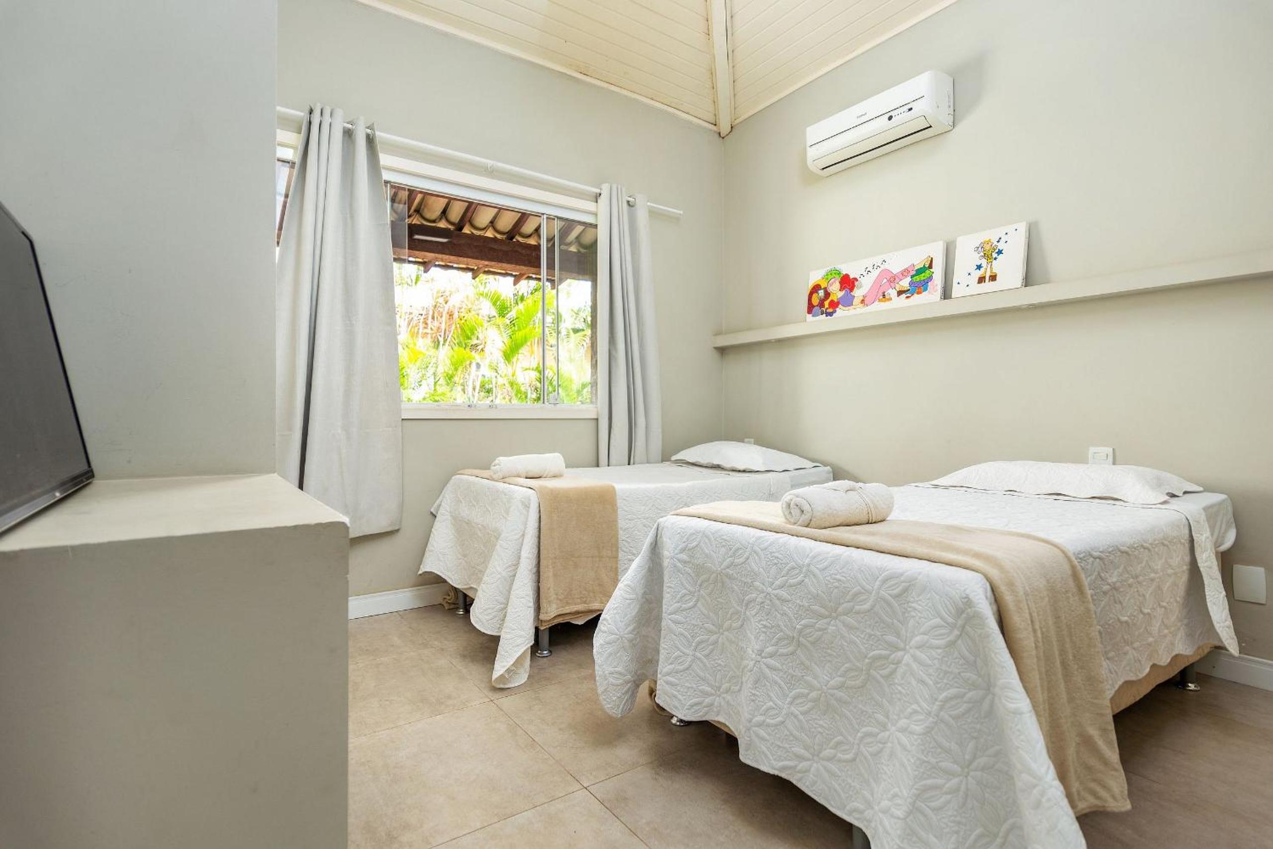 Bz09 Beach block! 5 suite house