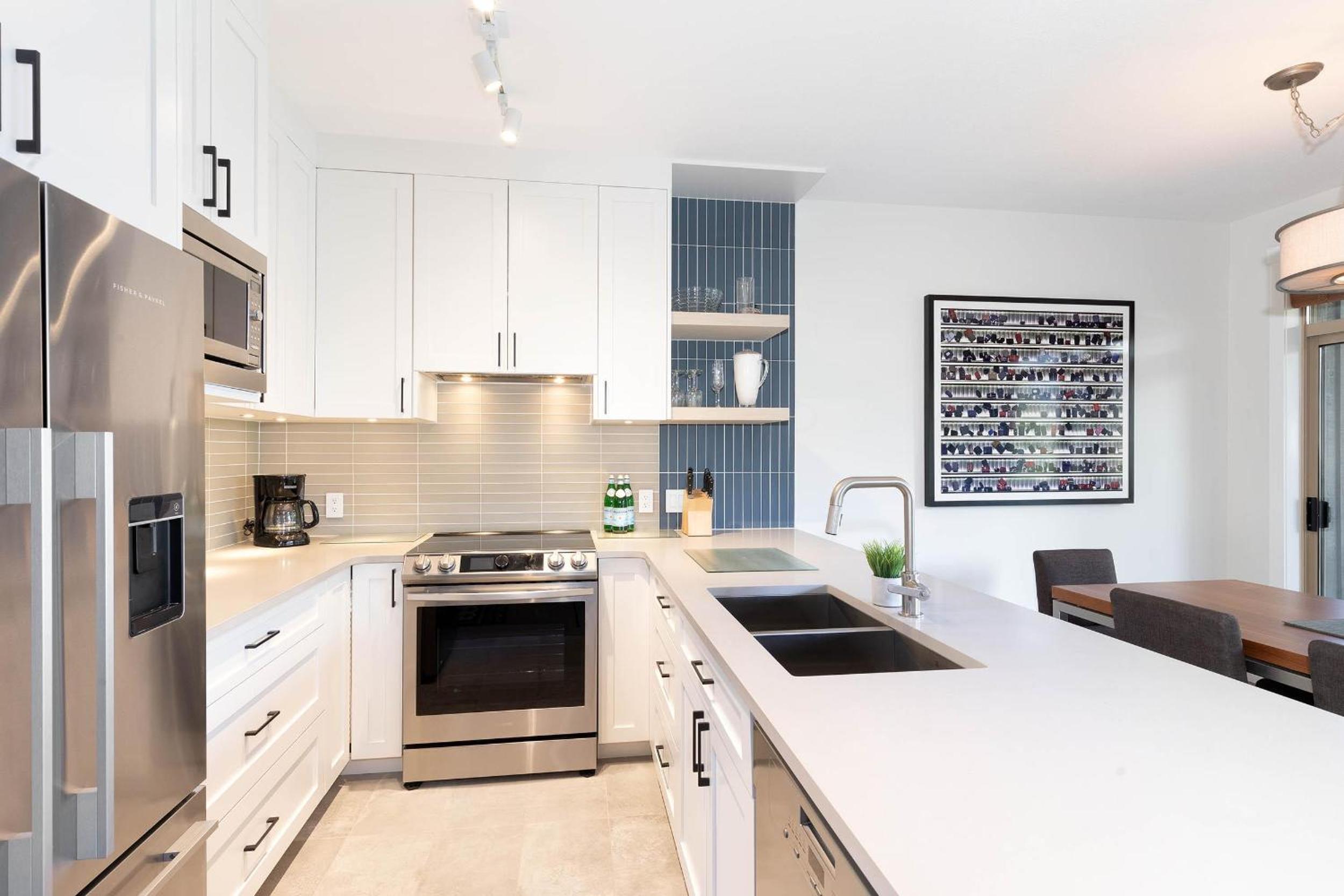 Taluswood The Bluffs 13 | Stunning Mountain View Townhome w/ Ski Access & Shared Hot Tub