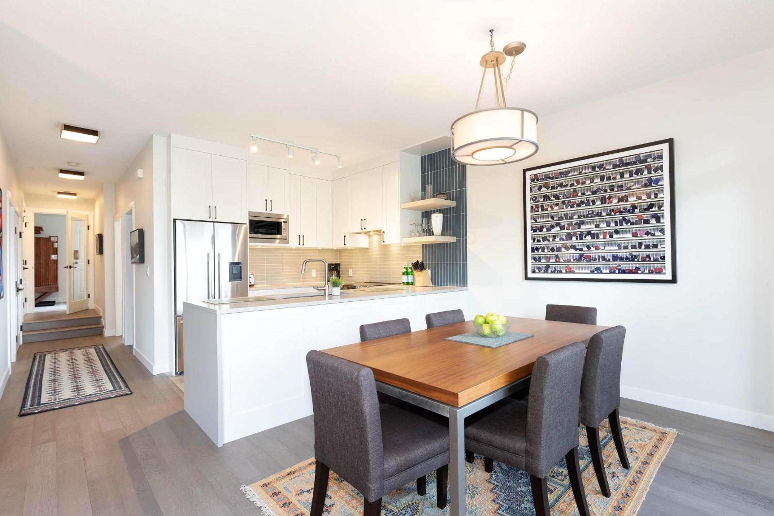 Taluswood The Bluffs 13 | Stunning Mountain View Townhome w/ Ski Access & Shared Hot Tub