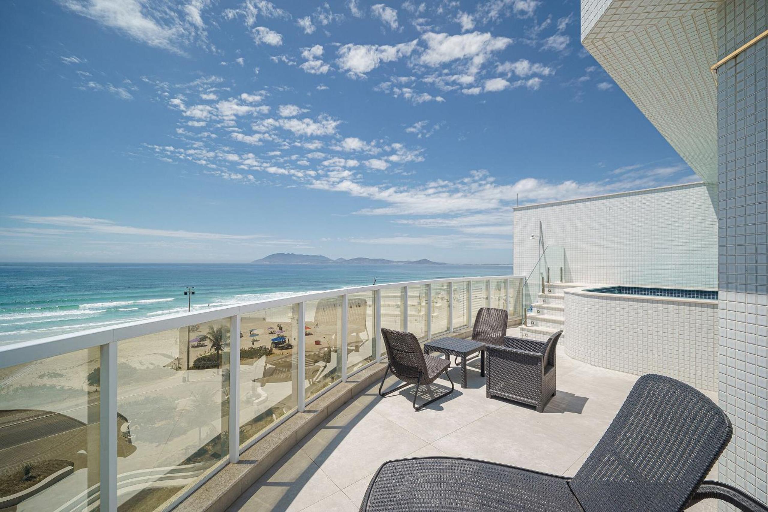 Cf04 Praia do Forte!Seafront penthouse with pool