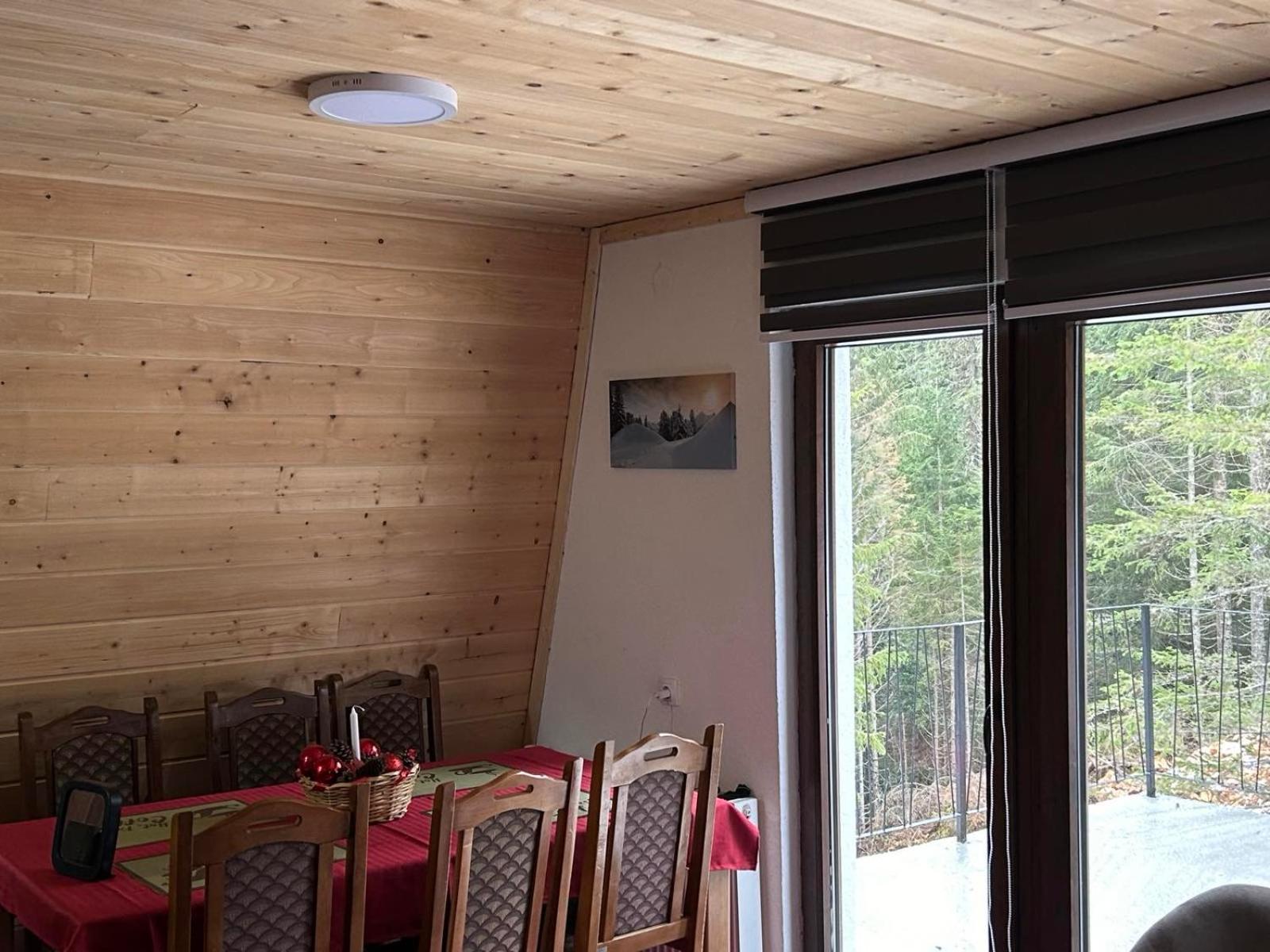 Vikendice Jahorinska Dvorišta 1