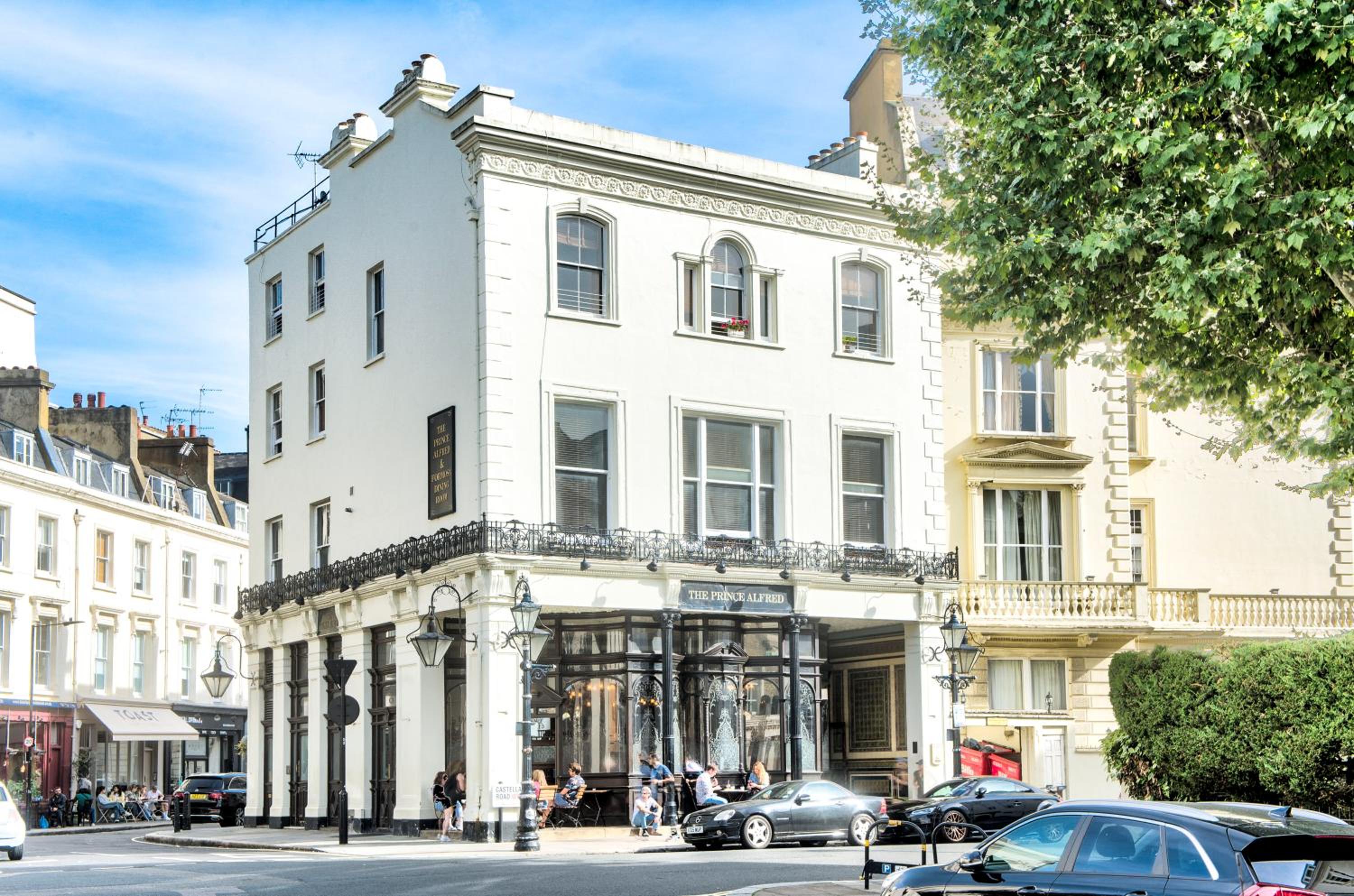 Little Venice UK Bright & Stylish garden apartment