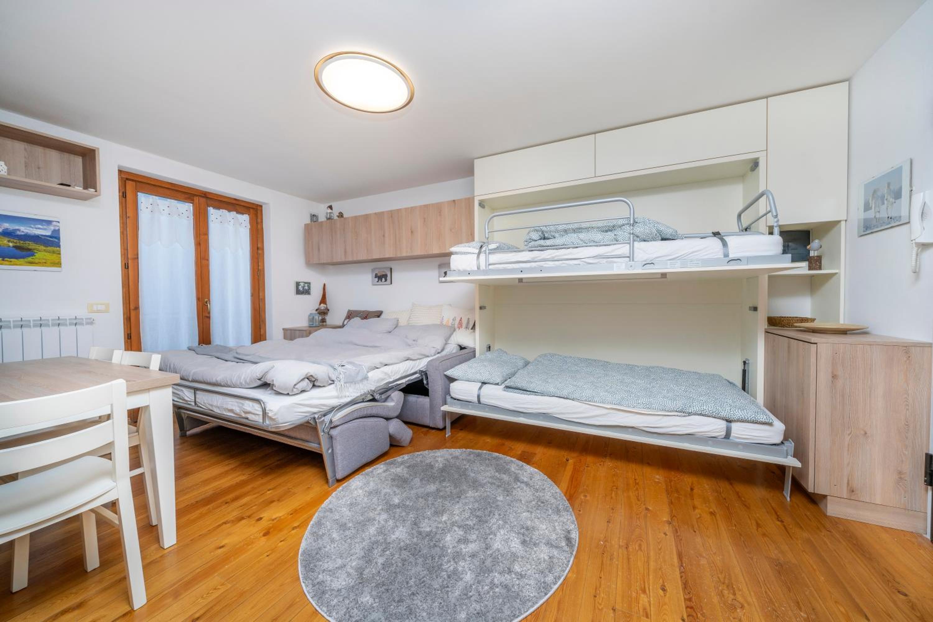 GuestHost - Small & Charming Apt - Overlooking the Alps view 5