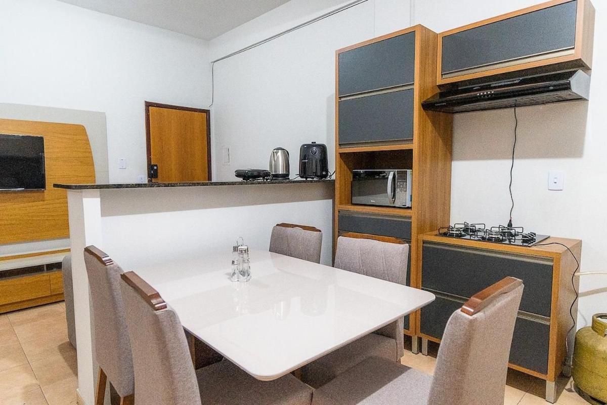 Apartamentos 2 qtos C/suite ,Cozinha Completa, Wi-Fi 1GIga, Jr Catito