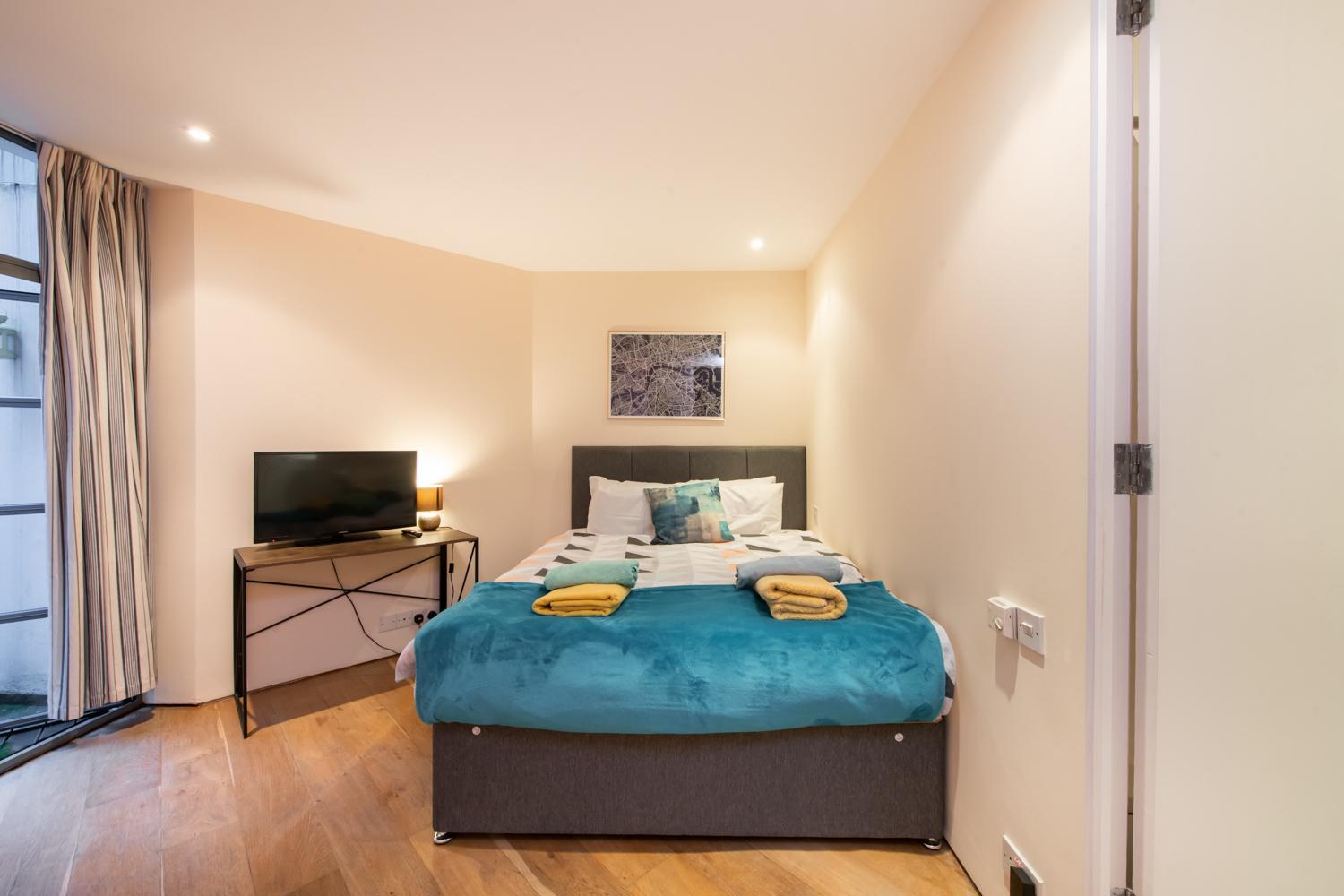 Pollen Street, Three-bedroom Flat