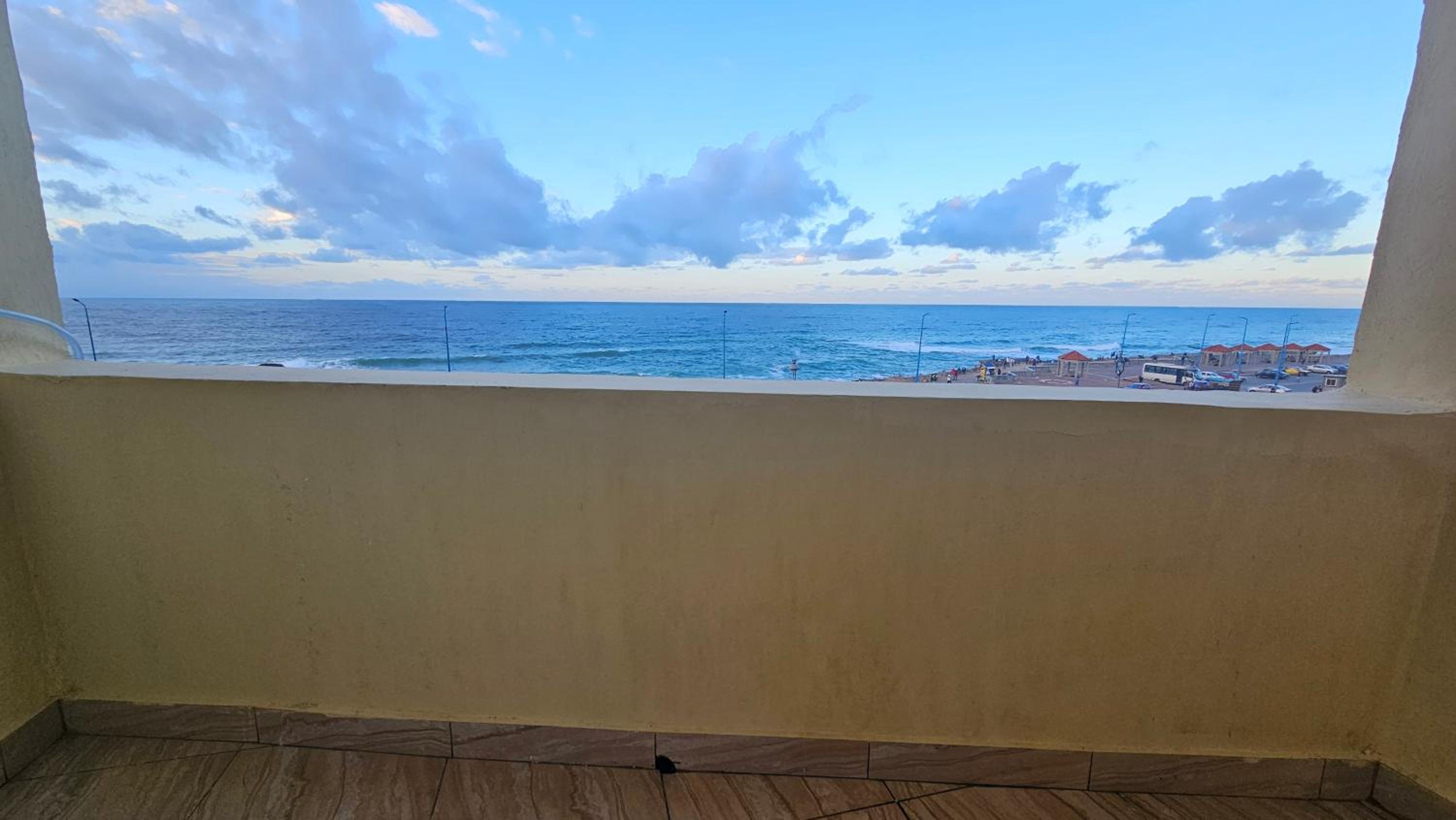 Hotel Alex Sea View Apartment - Families Only