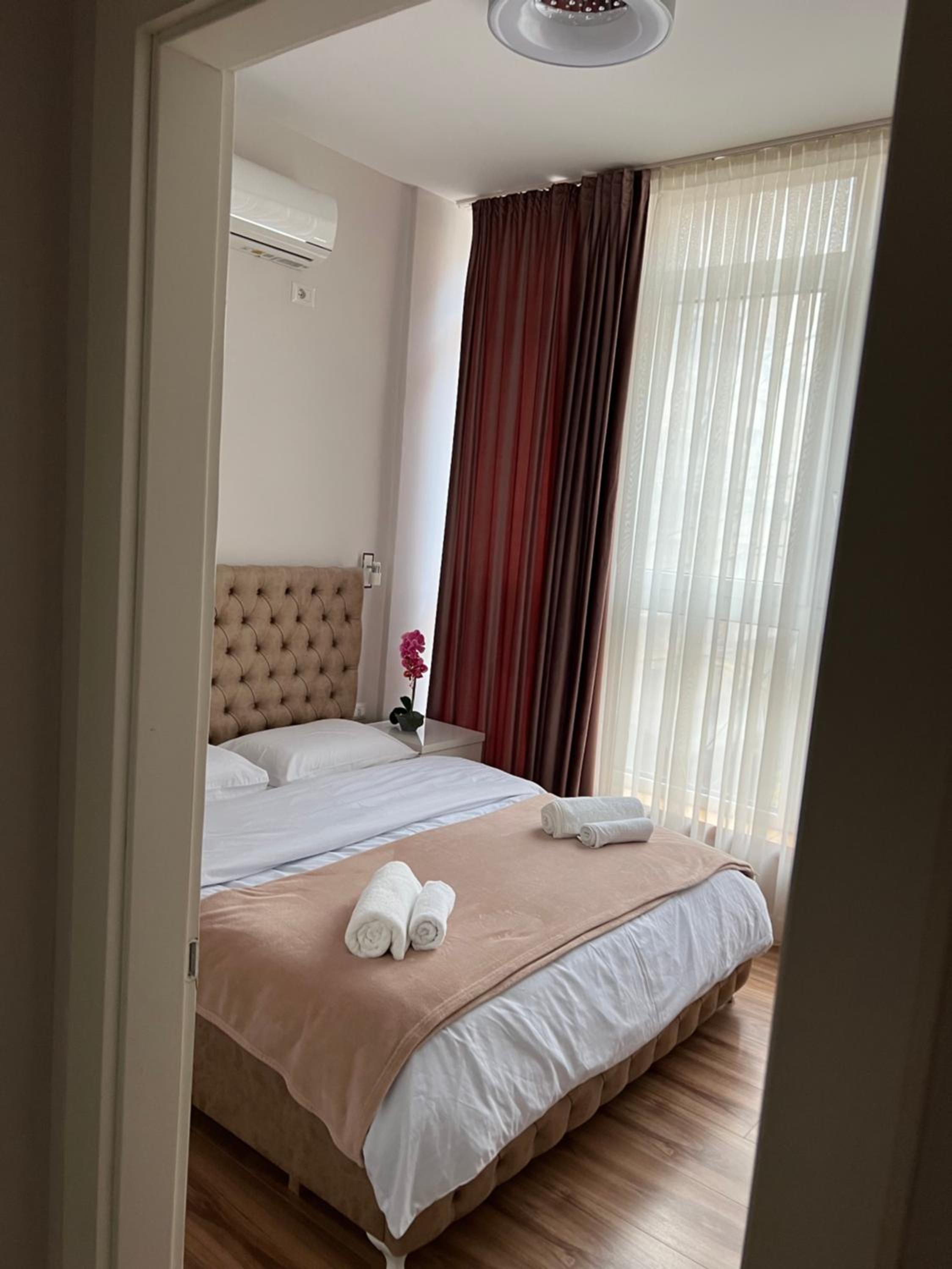 Experience New Bazaar Apartment 02