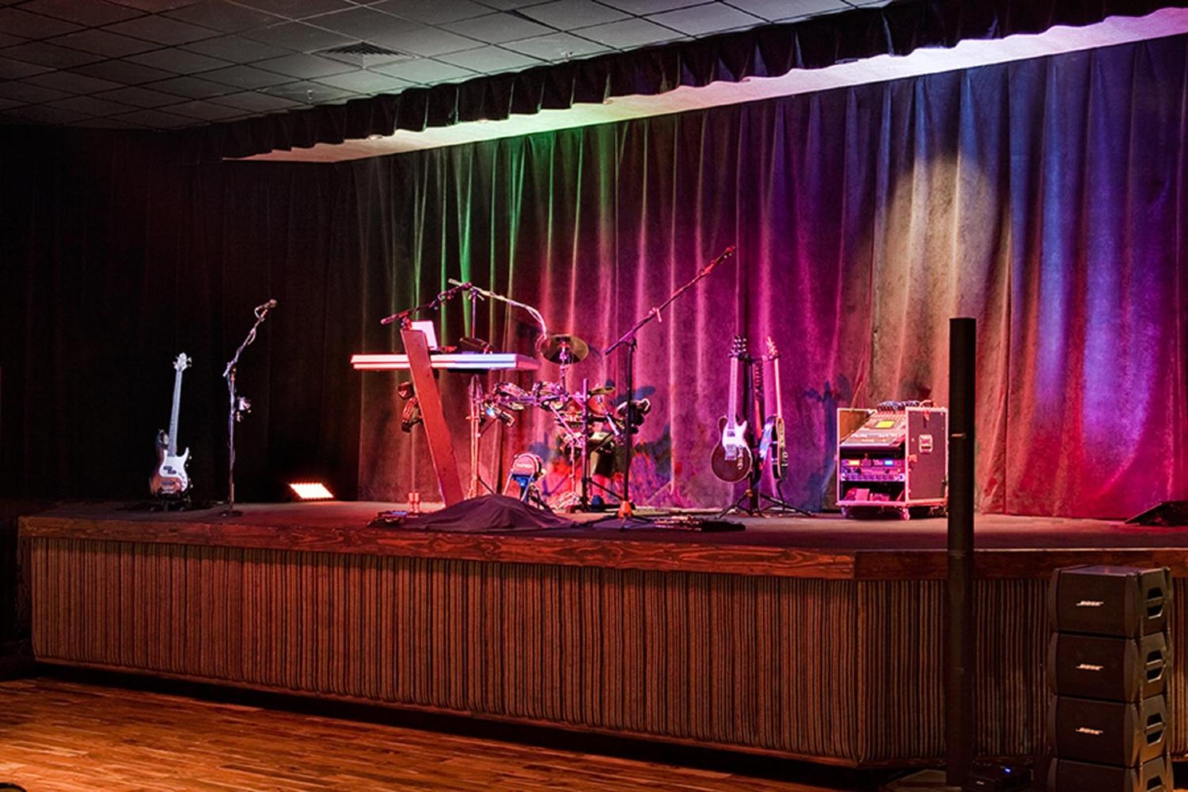 Elko Vacations - Maverick Hotel and Casino by Red Lion Hotels - Property Image 1