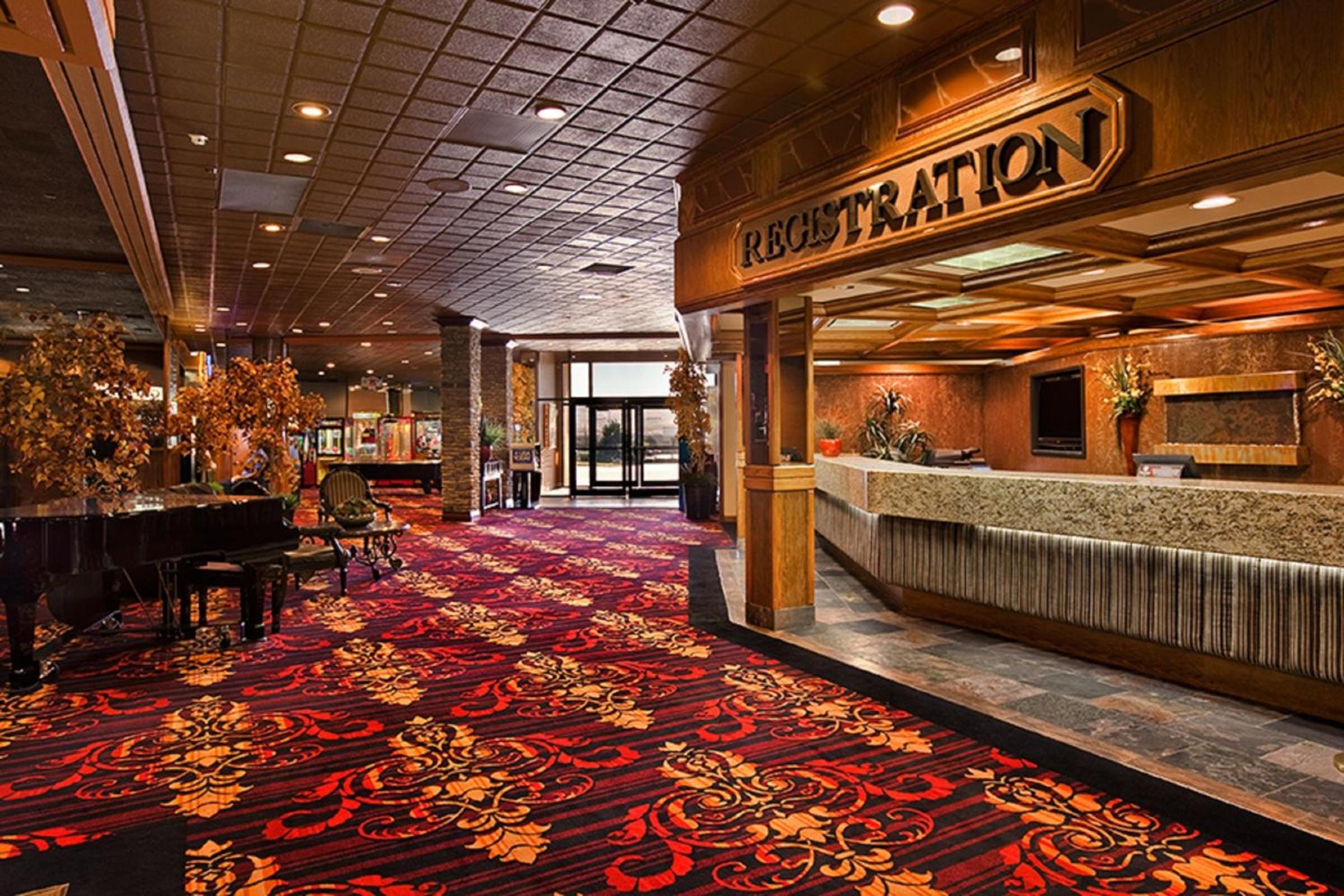 Elko Vacations - Maverick Hotel and Casino by Red Lion Hotels - Property Image 9
