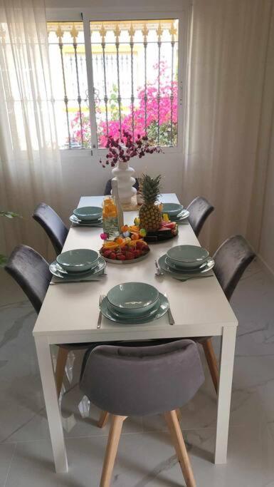 Casa Mario, La Zenia Boulevard area,fantastic 2 bedrooms, 2 bathrooms house with communal swimming pool and barbecue view 2