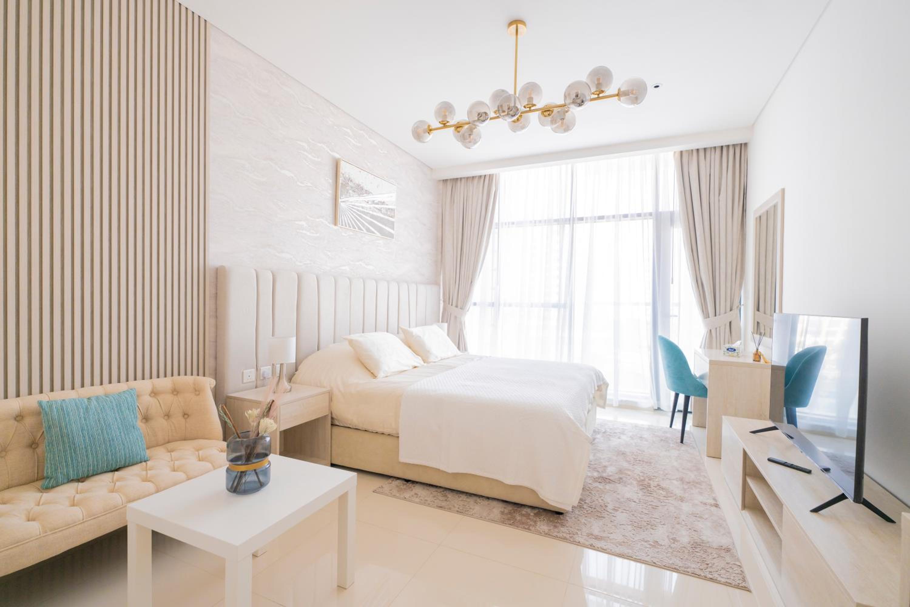 Luxury Studio, Seven Palm Residence-Palm Jumeirah