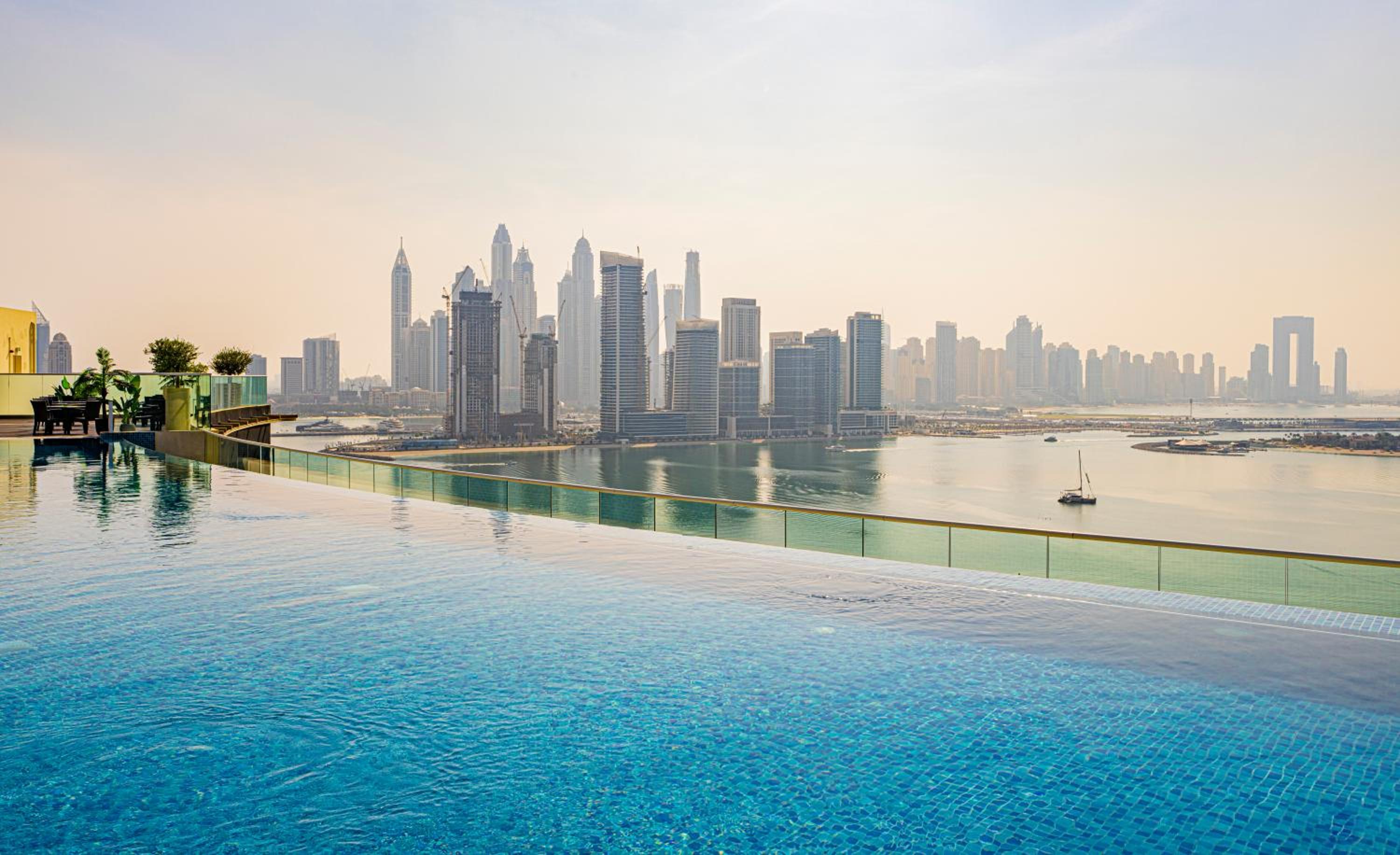 Luxury Studio, Seven Palm Residence-Palm Jumeirah