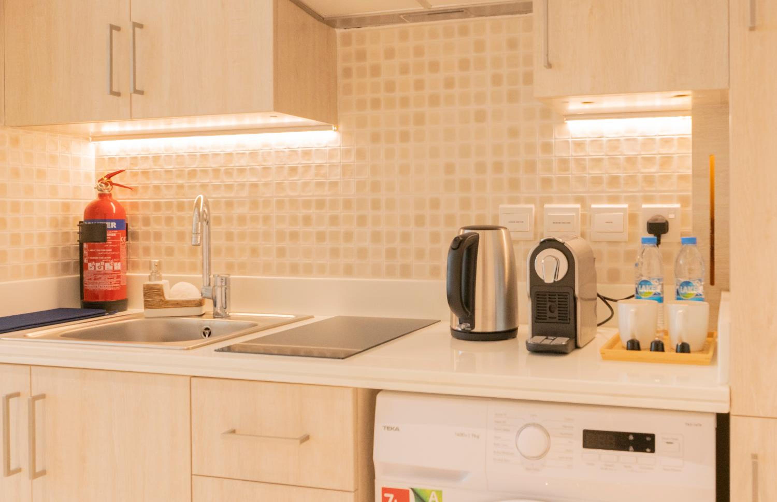 Luxury Studio, Seven Palm Residence-Palm Jumeirah