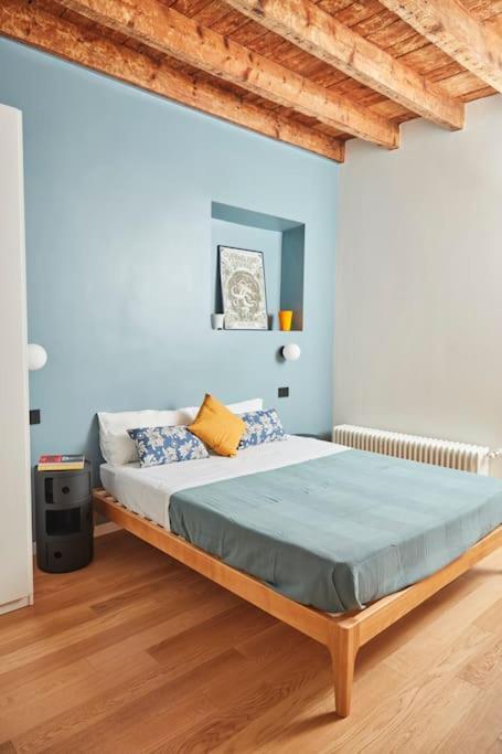 Casa Ortica, three-room apartment Città studi/Politecnico/besta 20 min Duomo