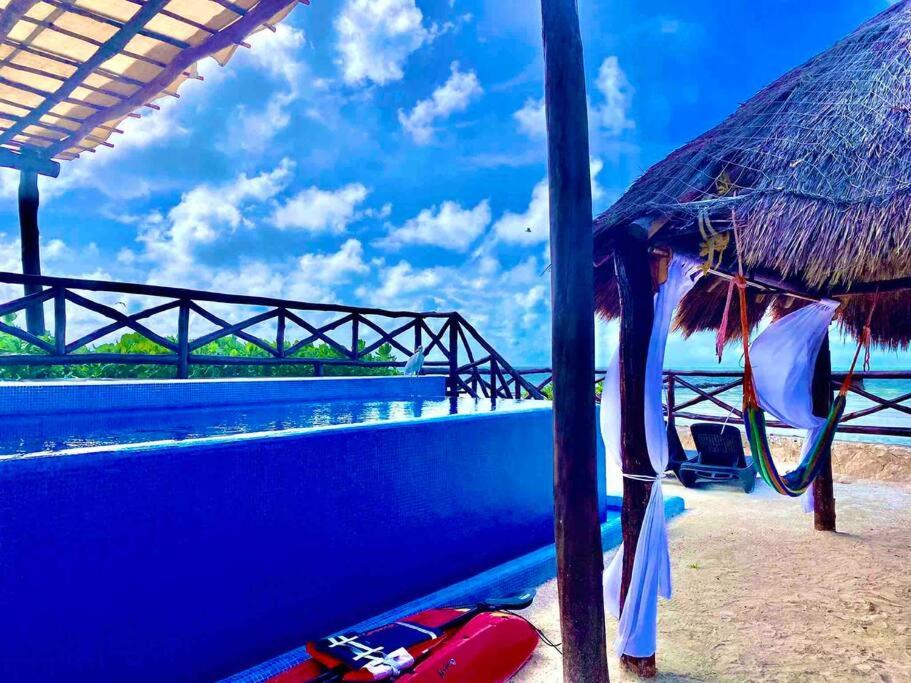 Casa Libelula Beachfront House