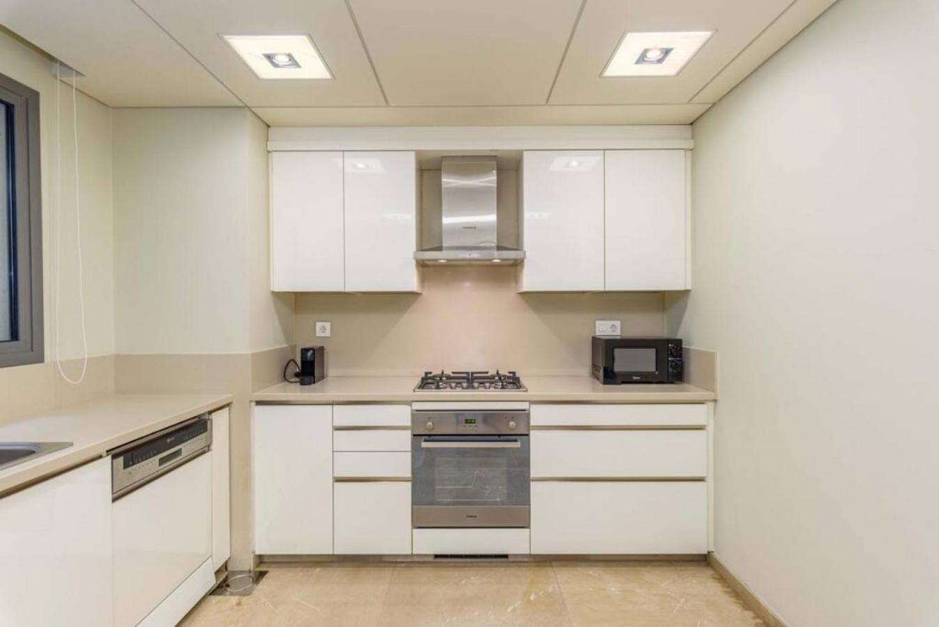 Solidere Lavish Apartments in Downtown Beirut view 4