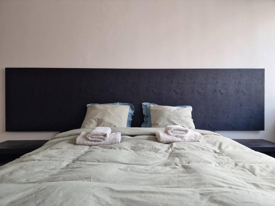 Stunning View + Japan Design Bed @ Central Station